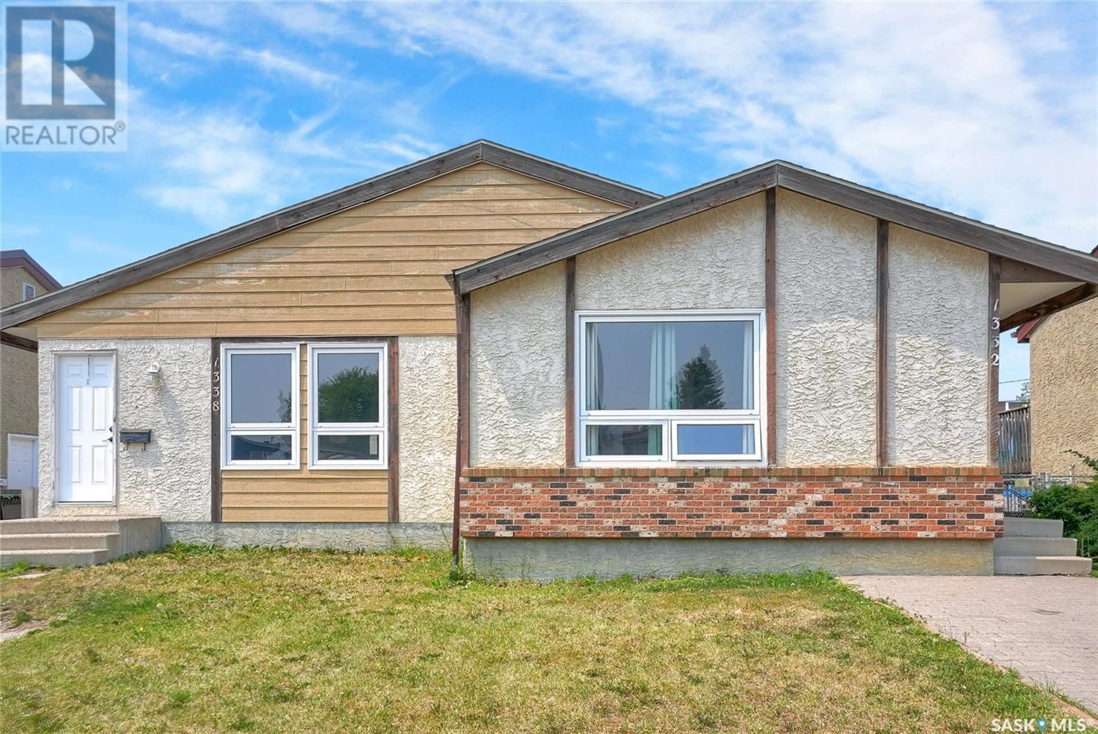Home with vinyl exterior material, building for 1332-1338 IRVING AVENUE, Moose Jaw Saskatchewan S6H7N2
