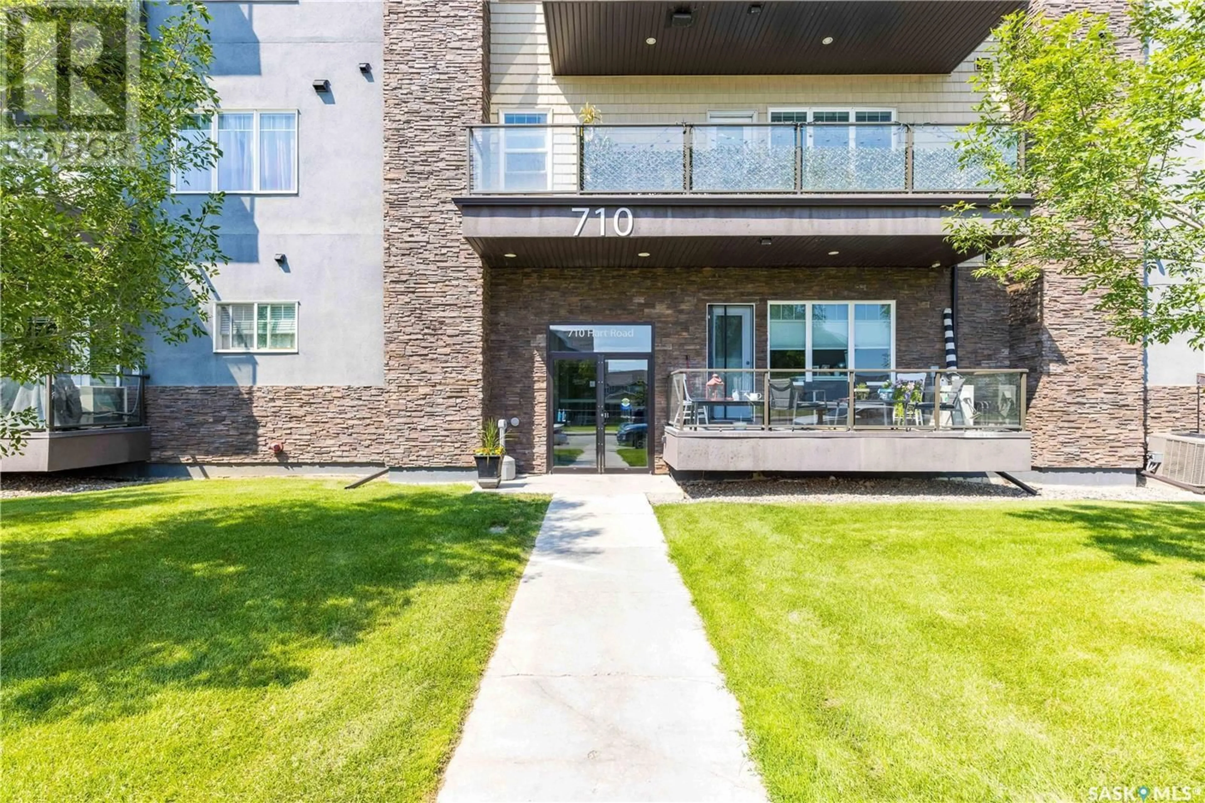 Patio, unknown for 710 - 407 HART ROAD, Saskatoon Saskatchewan S7M1L2