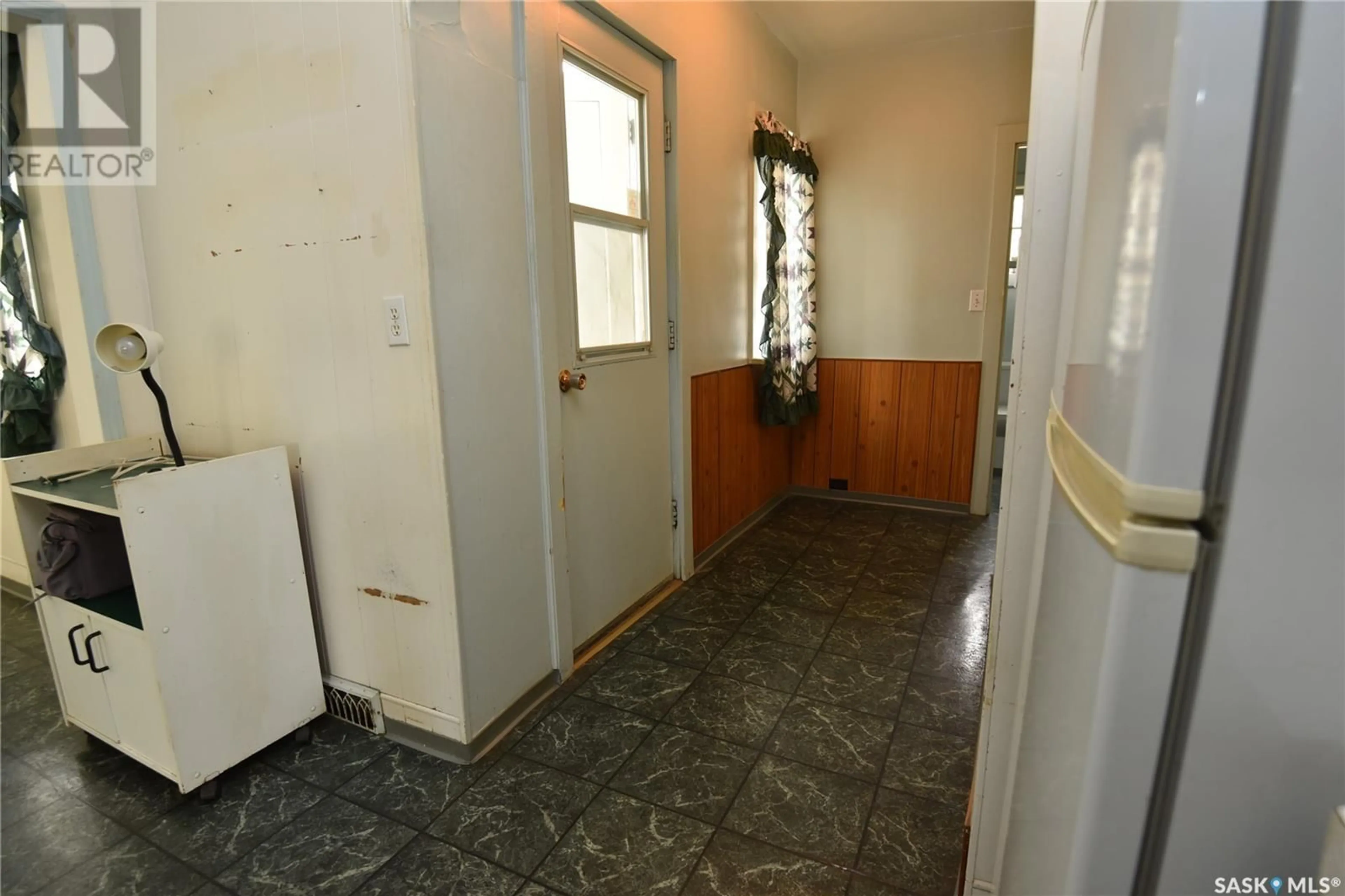 Unknown for 303 2ND STREET, Nipawin Saskatchewan S0E1E0