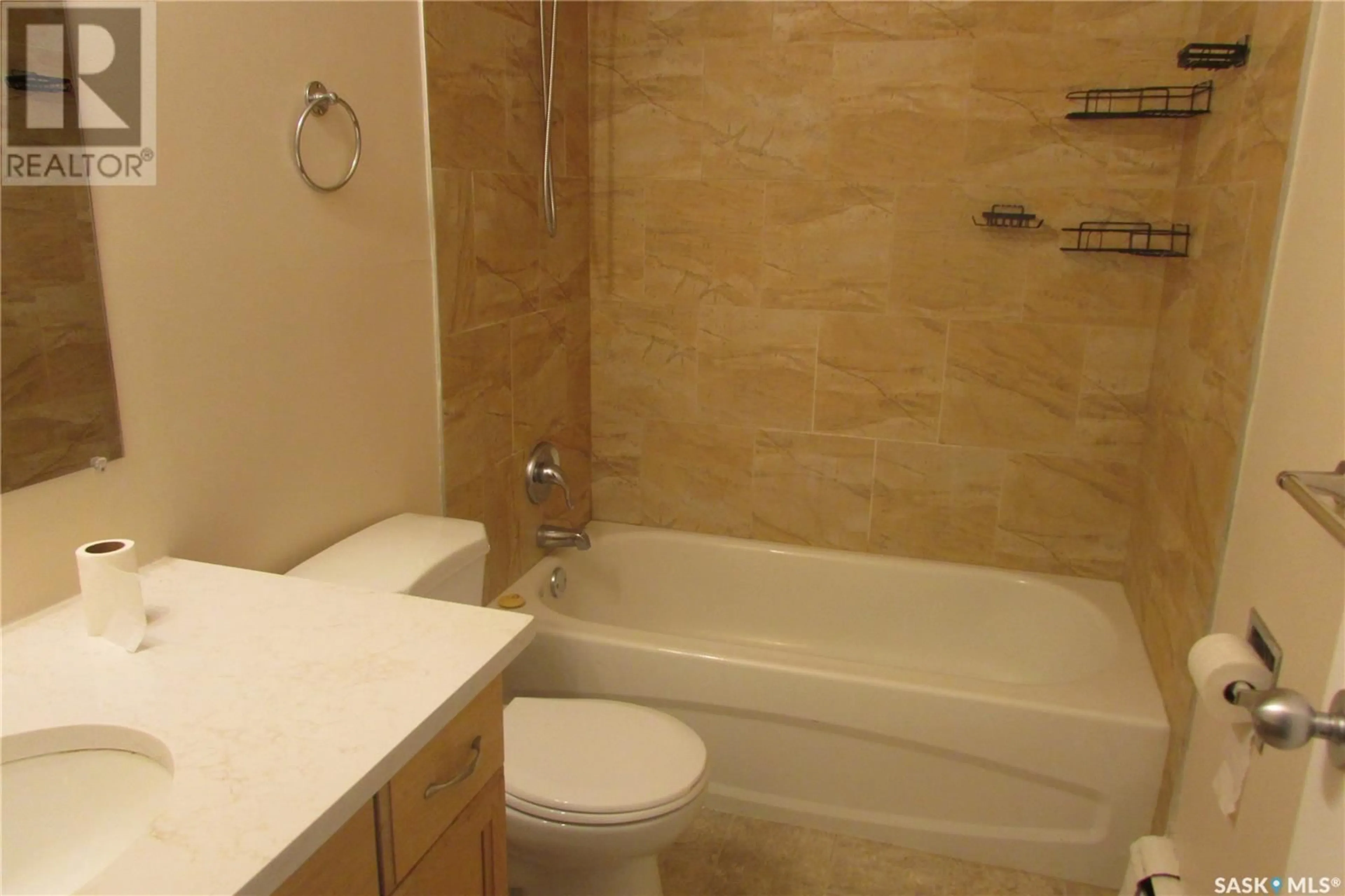 Standard bathroom, ceramic/tile floor for 5 - 2320 13TH AVENUE, Regina Saskatchewan S4P0V7