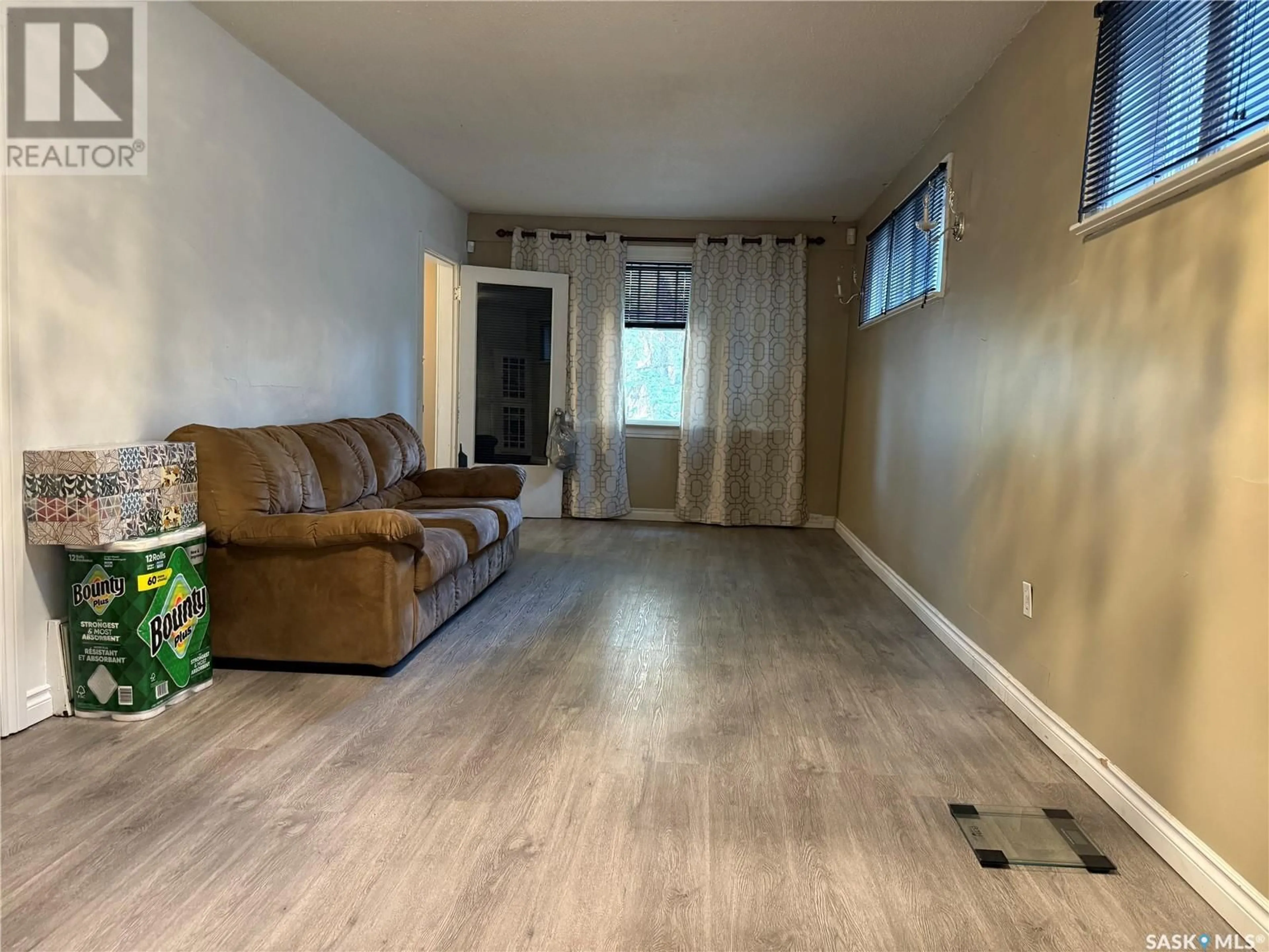 A pic of a room for 1924 QUEBEC STREET, Regina Saskatchewan S4P1J7