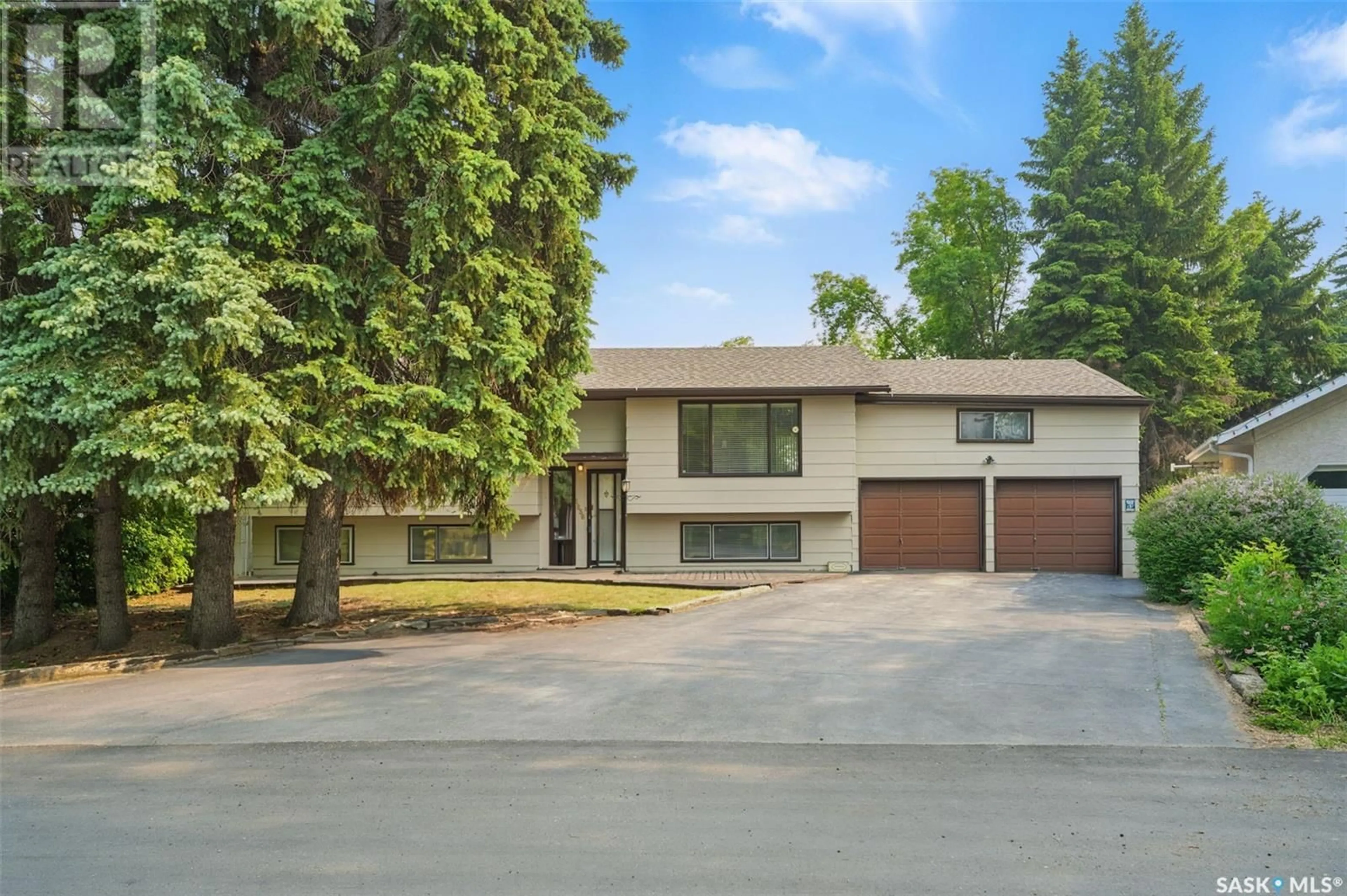 Unknown for 1658 BADER CRESCENT, Saskatoon Saskatchewan S7M3V3