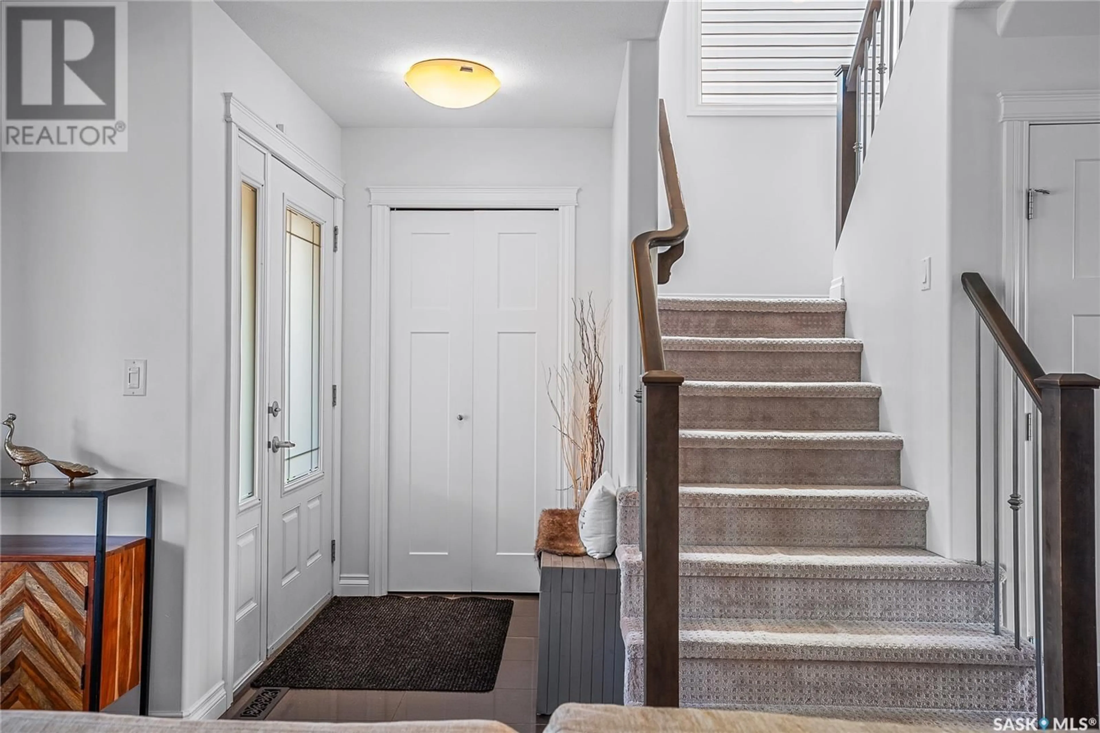 Indoor entryway for 219 WYANT LANE, Saskatoon Saskatchewan S7W0L2