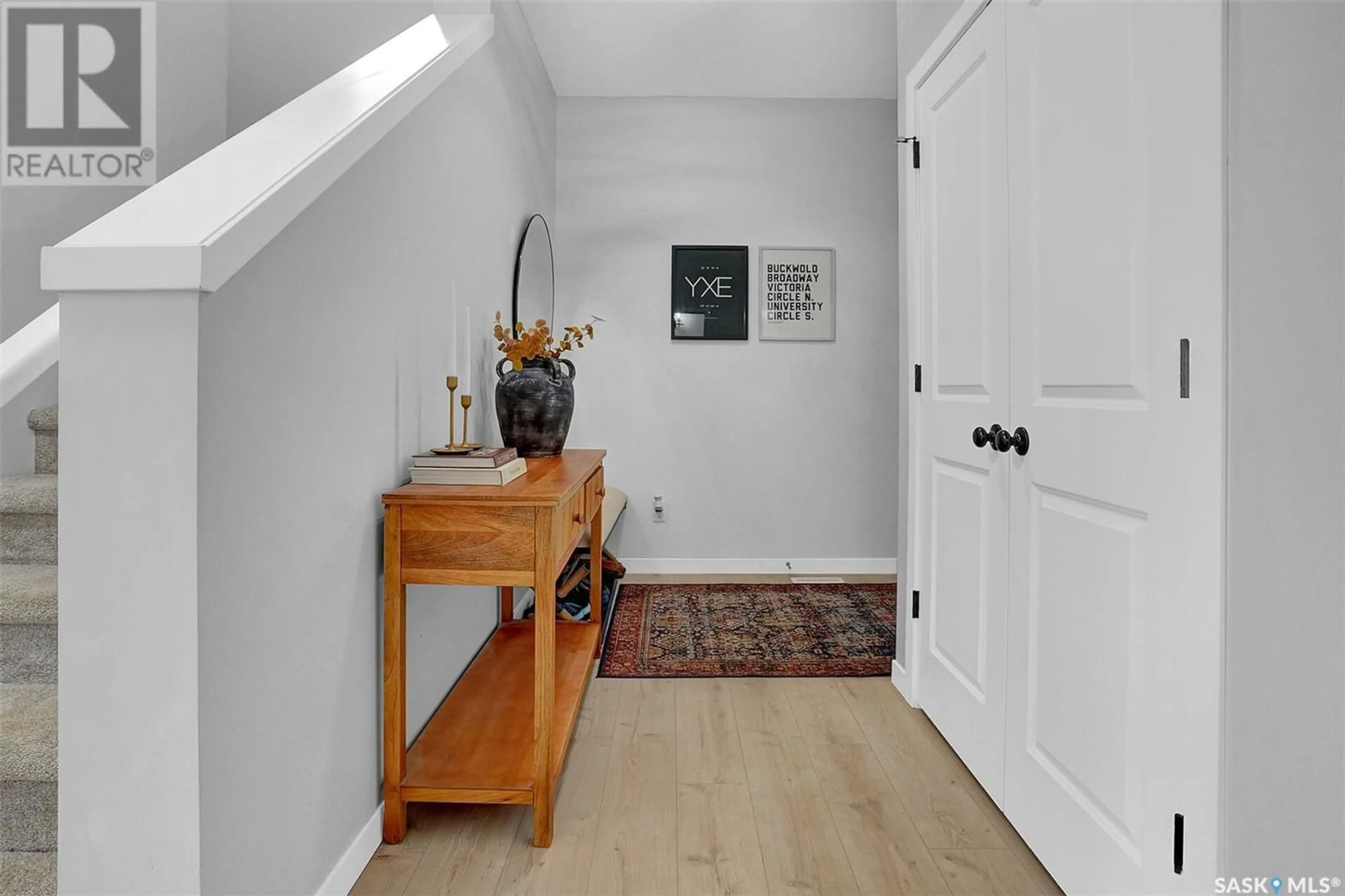 Indoor entryway for 7900 BARLEY CRESCENT, Regina Saskatchewan S4Y0E6