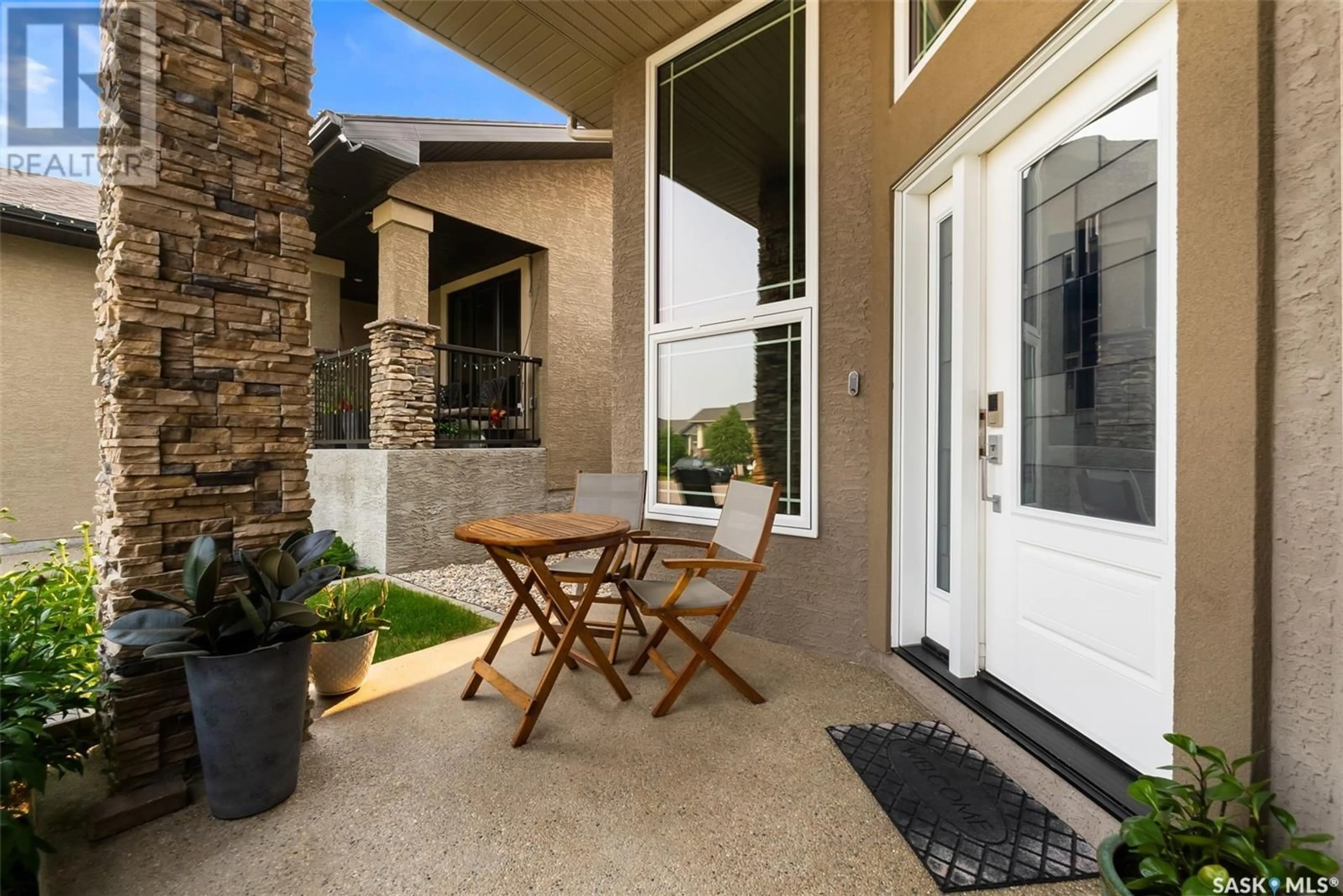 Patio, street for 3945 SANDHILL CRESCENT, Regina Saskatchewan S4V3G7