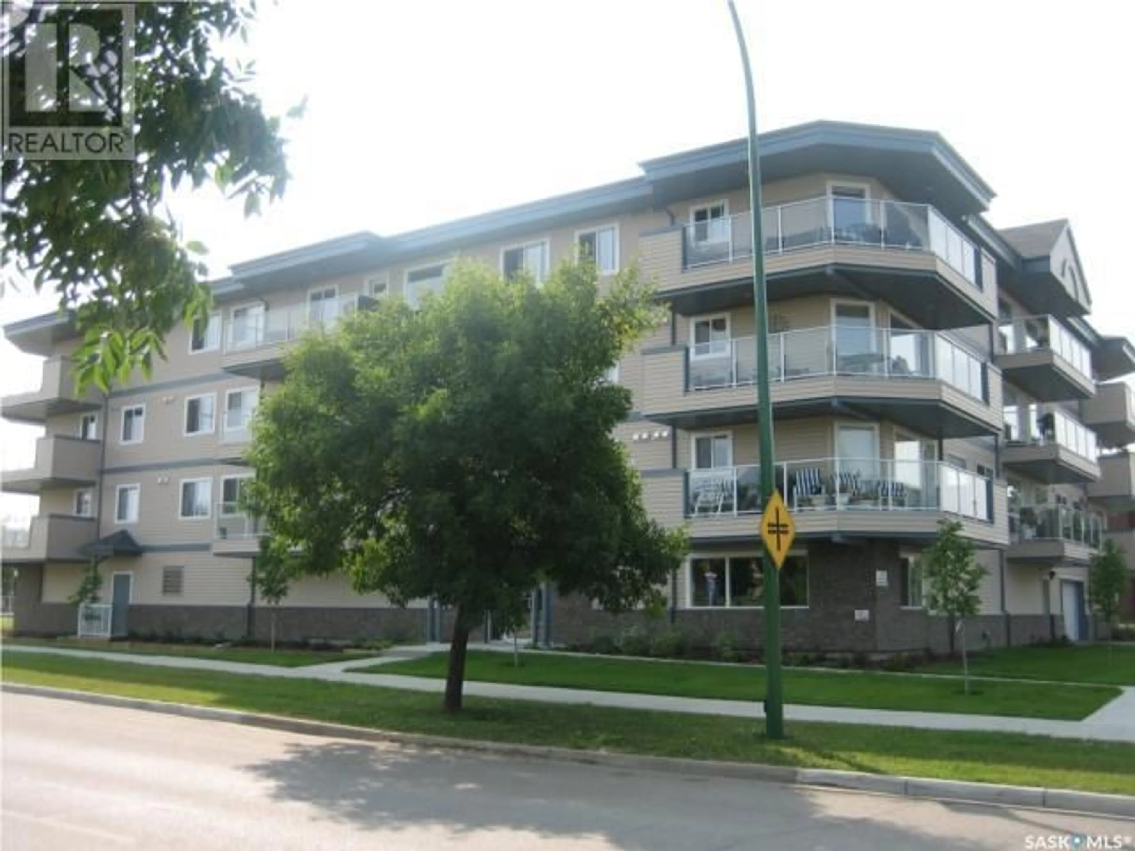 Blurry image for 204 - 6709 ROCHDALE BOULEVARD, Regina Saskatchewan S4X2Z2