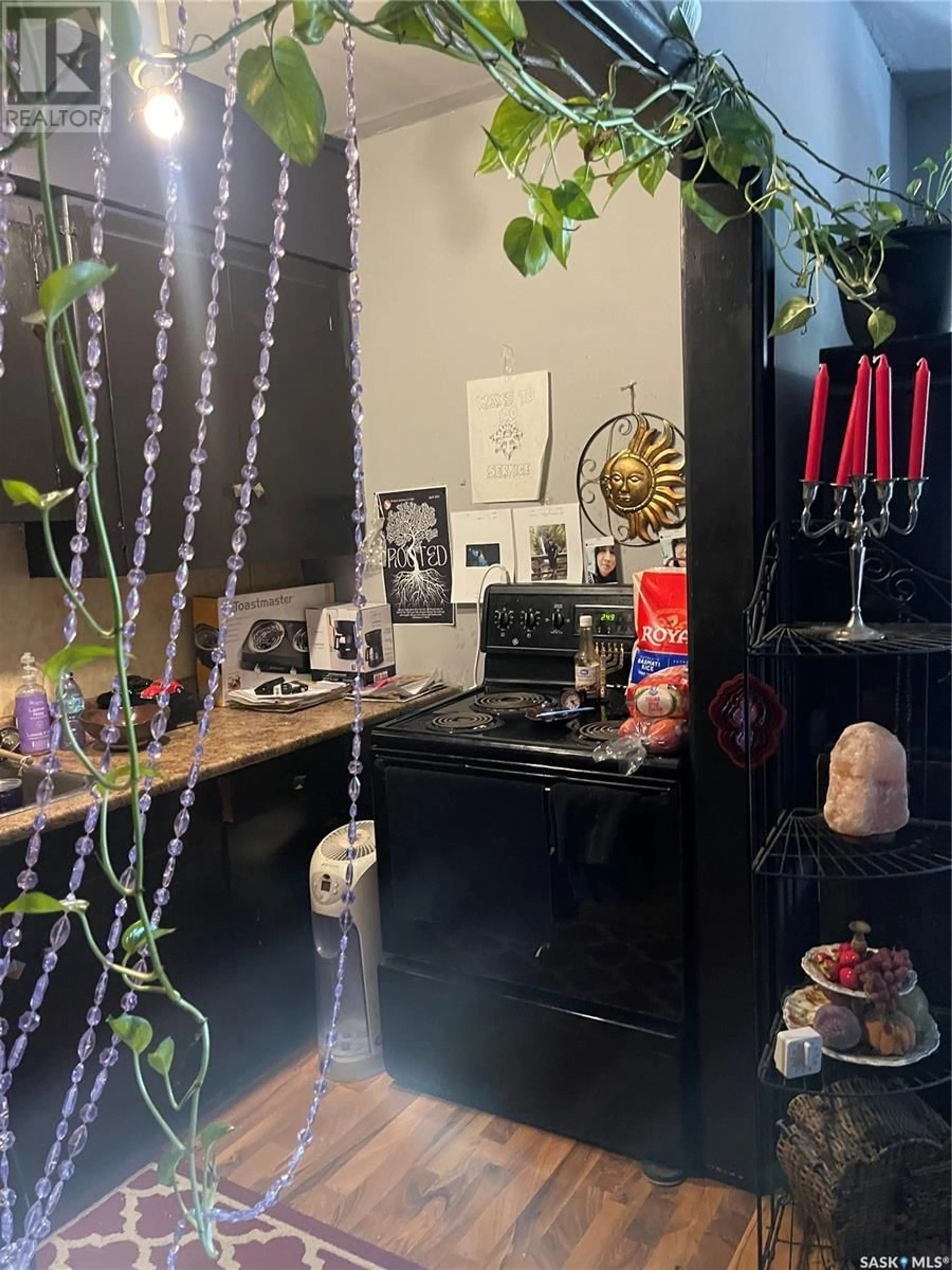 A pic of a room for 30 400 4TH AVENUE, Saskatoon Saskatchewan S7K0R3