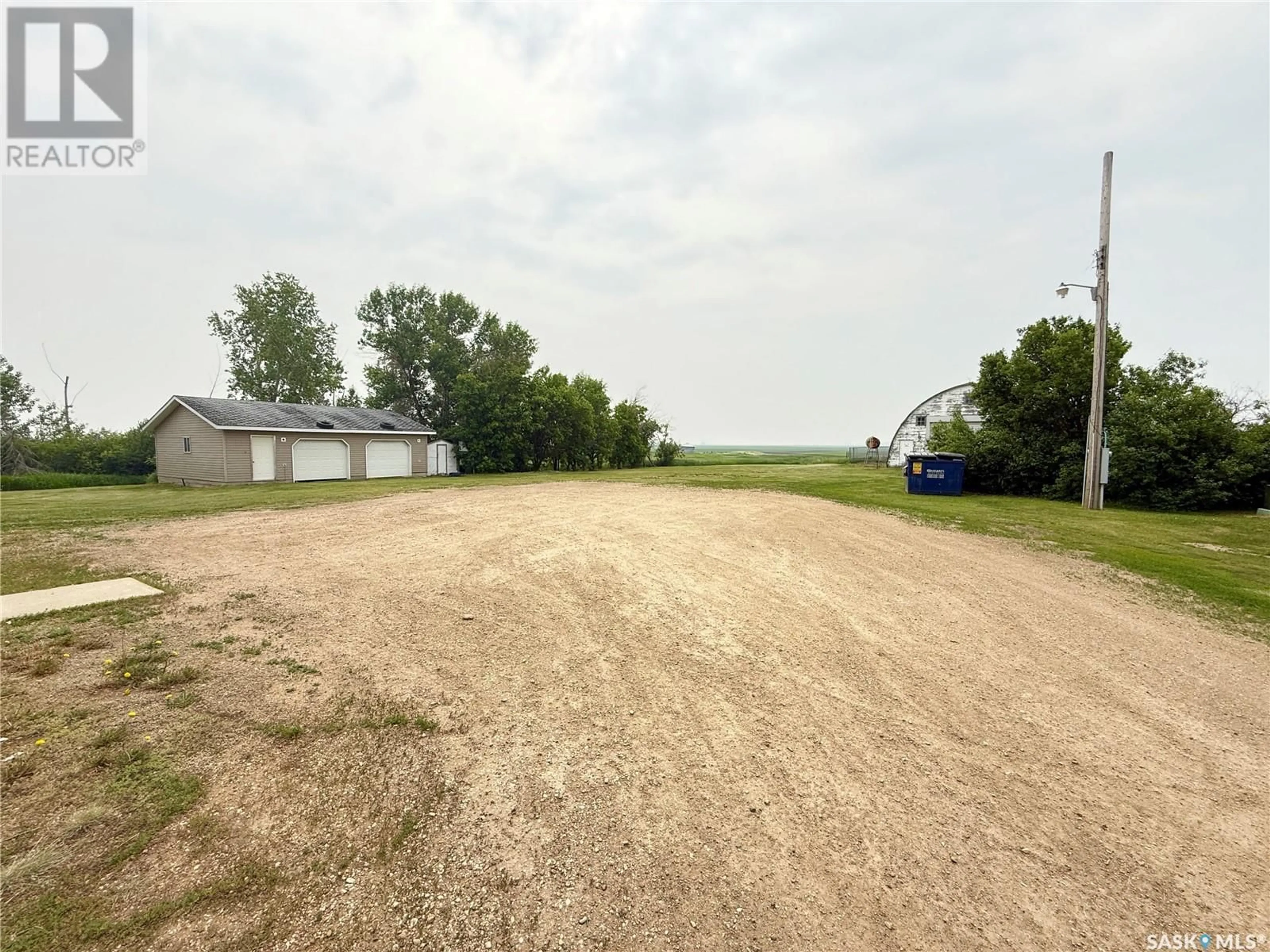Unknown for WEYBURN ACREAGE, Weyburn Rm No. 67 Saskatchewan S4H2K1