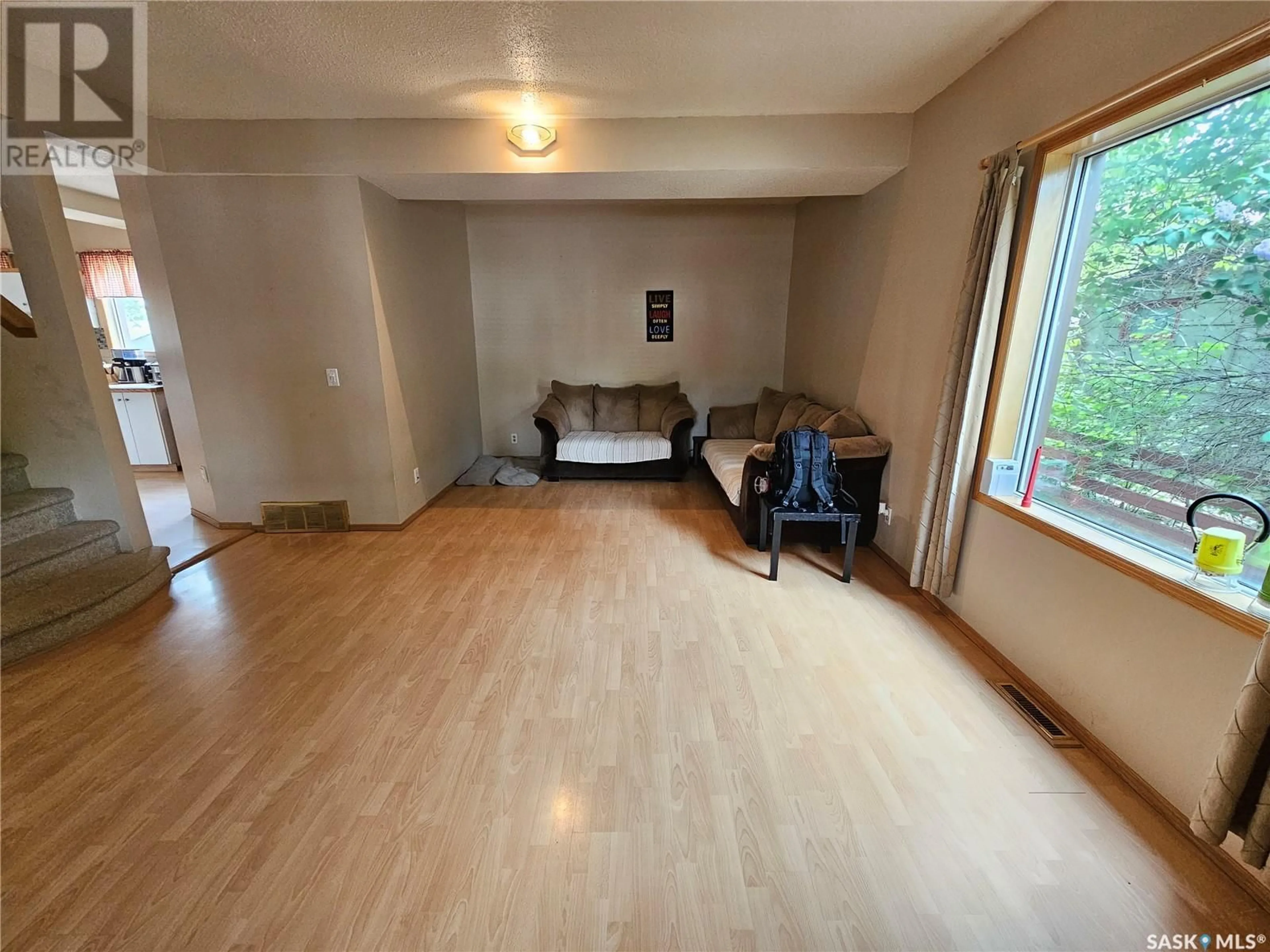 A pic of a room for 1051 MONTGOMERY STREET, Moose Jaw Saskatchewan S6H2W9