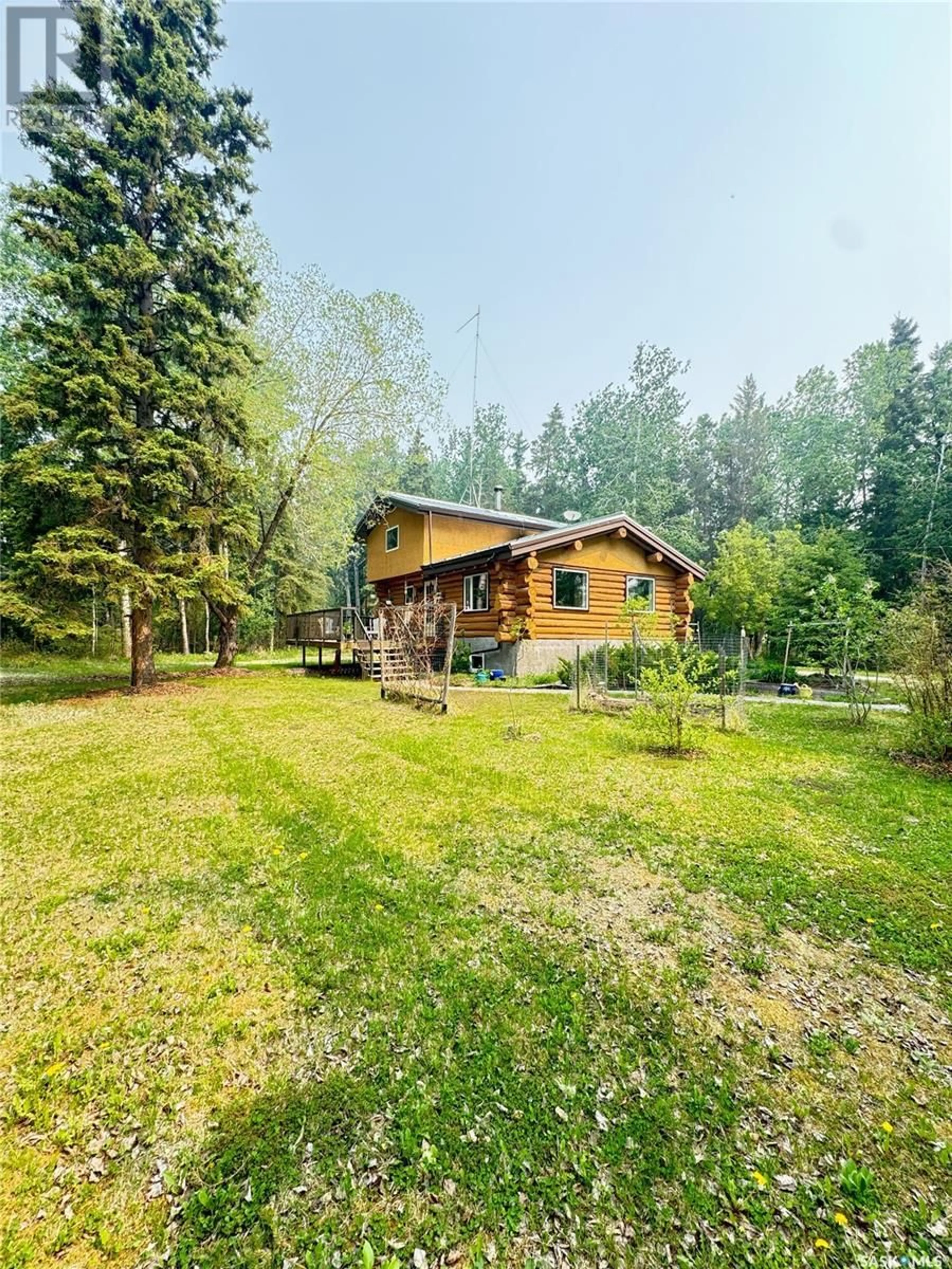 A pic from outside/outdoor area/front of a property/back of a property/a pic from drone, unknown for Paddockwood Rm No. 520 Saskatchewan S0J0N0