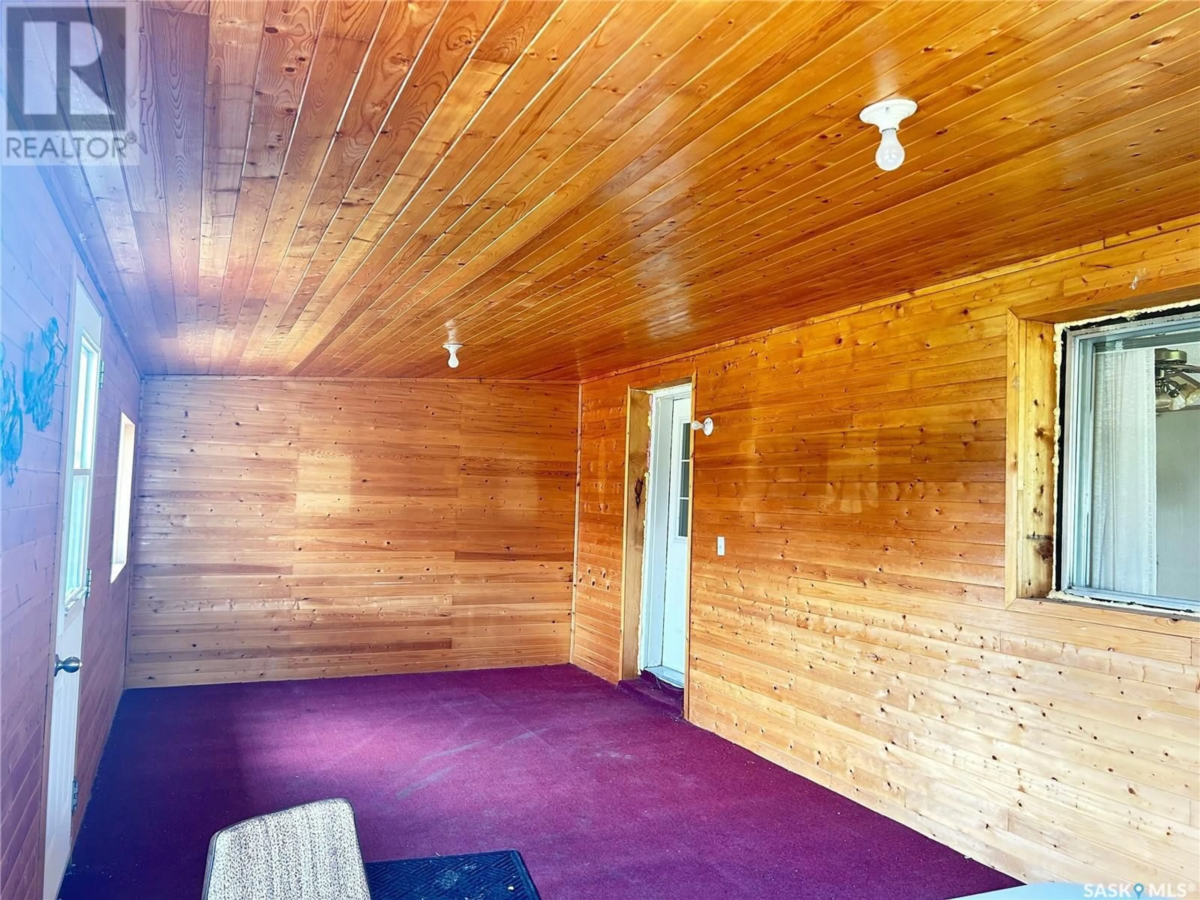 Indoor foyer for HAGEN ACREAGE, Birch Hills Rm No. 460 Saskatchewan S0J1B0