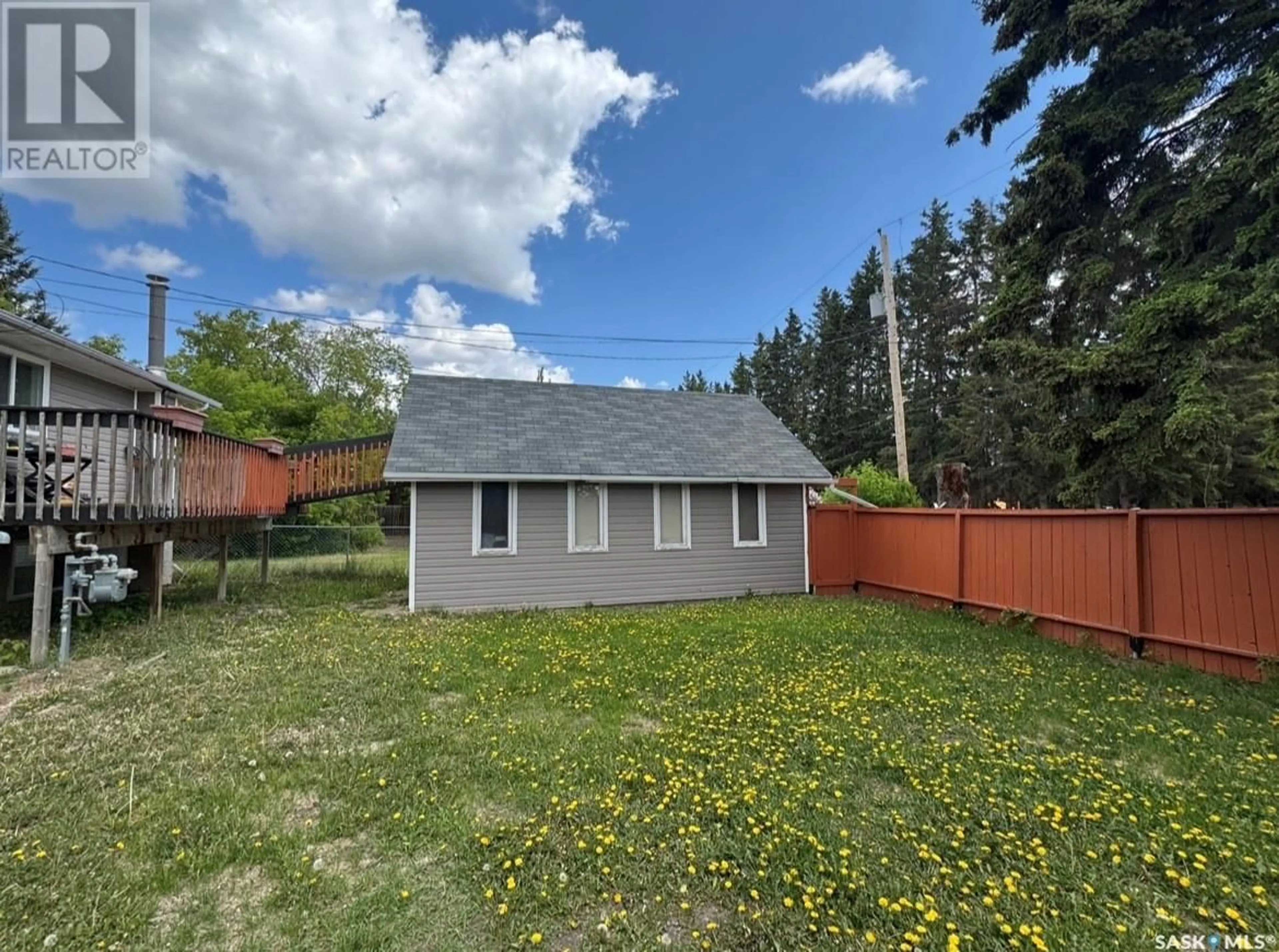 A pic from outside/outdoor area/front of a property/back of a property/a pic from drone, street for 234 1A AVENUE, St. Walburg Saskatchewan S0M2T0