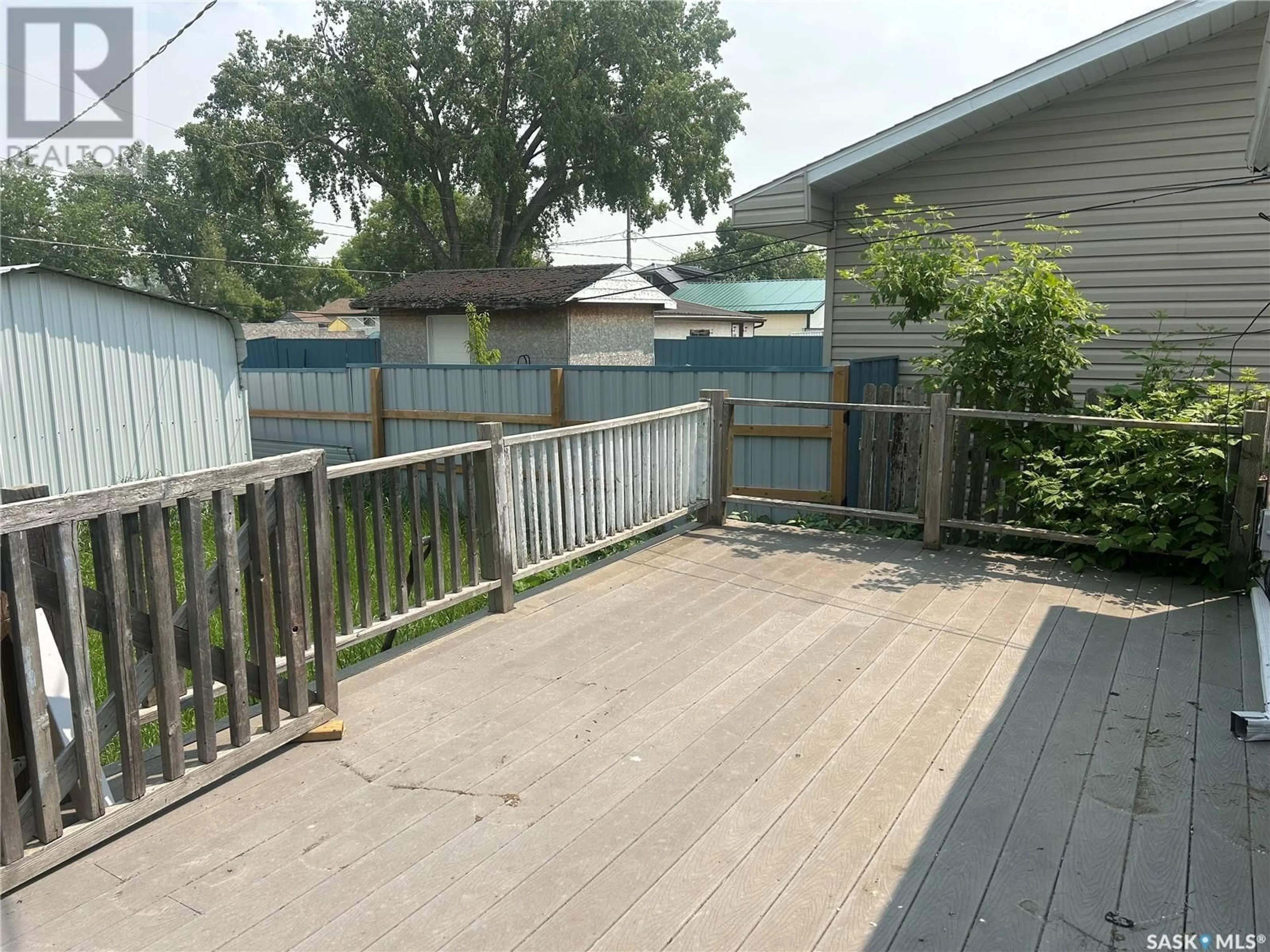 Patio, street for 321 WHITE STREET, Bienfait Saskatchewan S0C0M0