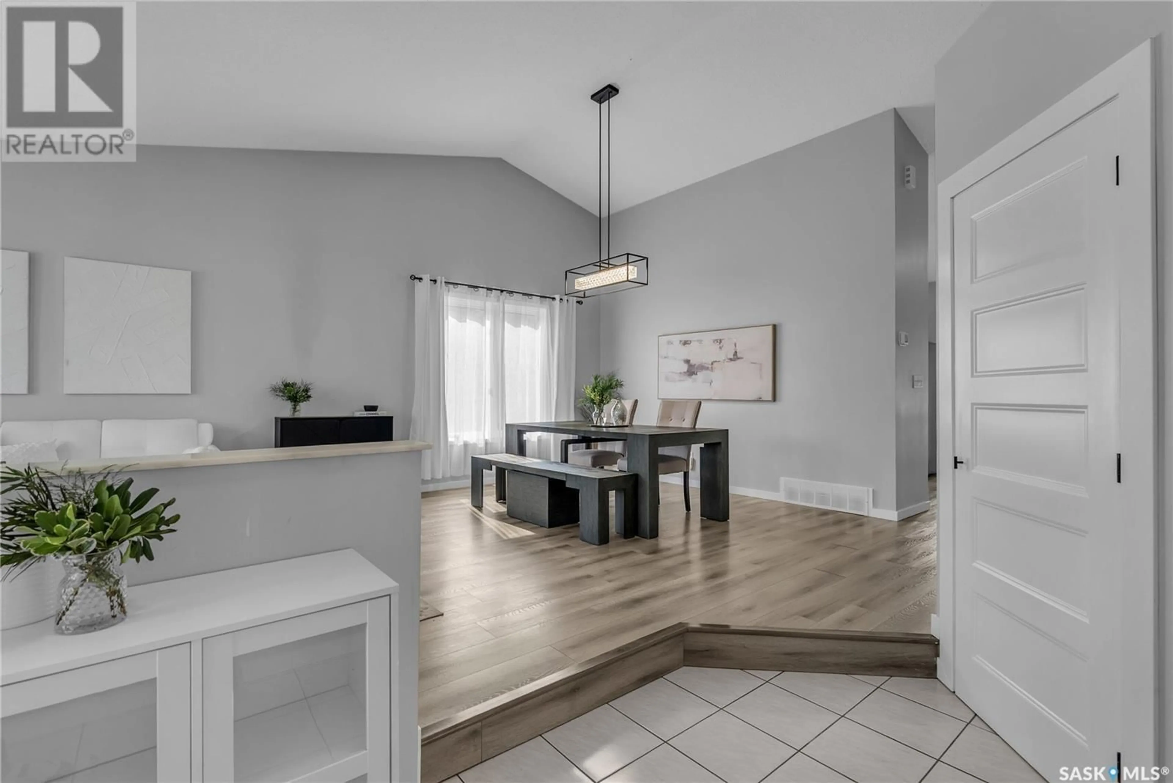 Open concept kitchen, ceramic/tile floor for 250 EMMELINE ROAD, Saskatoon Saskatchewan S7J5B7