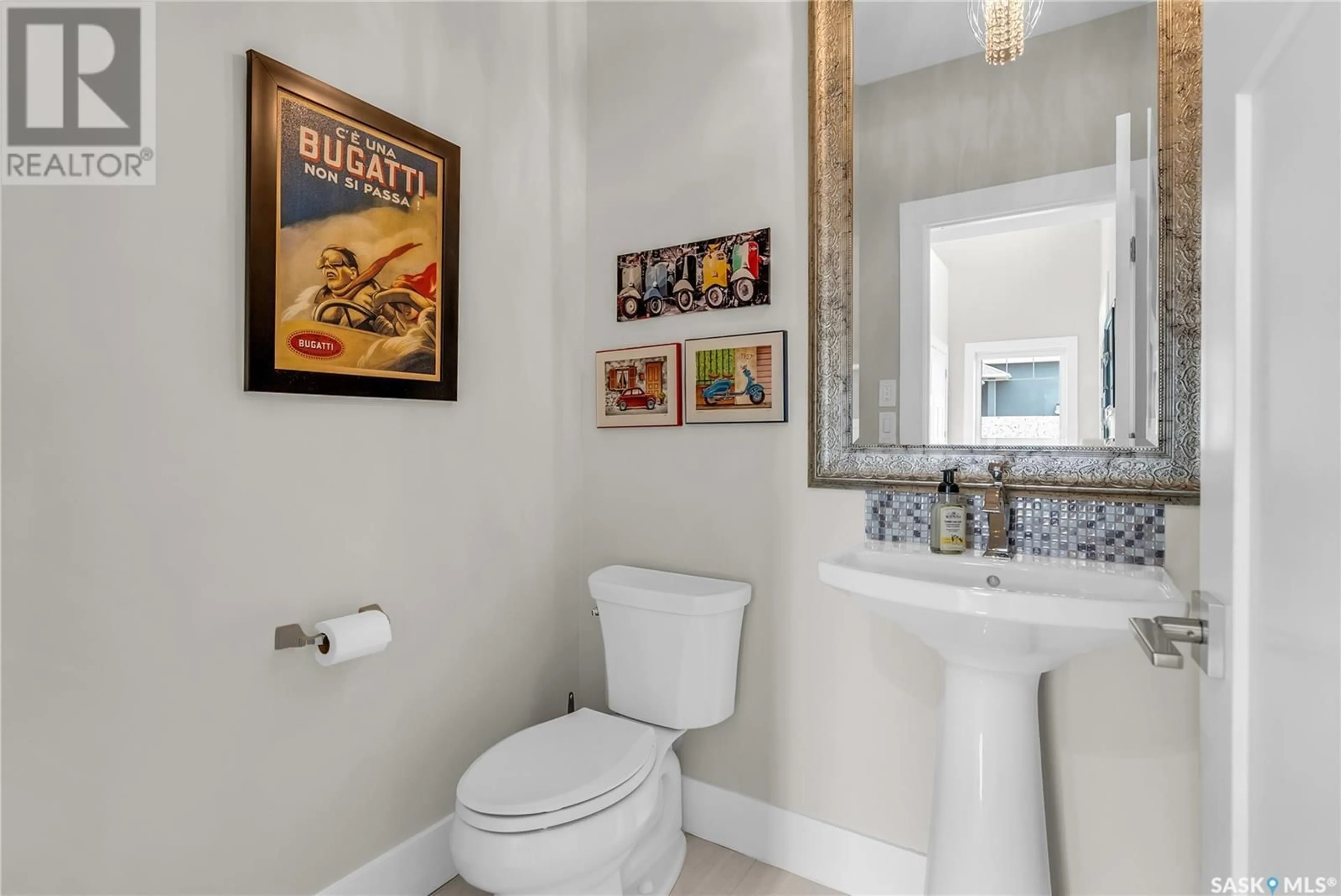 Standard bathroom, ceramic/tile floor for 14 WILLOW VIEW COURT, Shields Saskatchewan S7C0A3