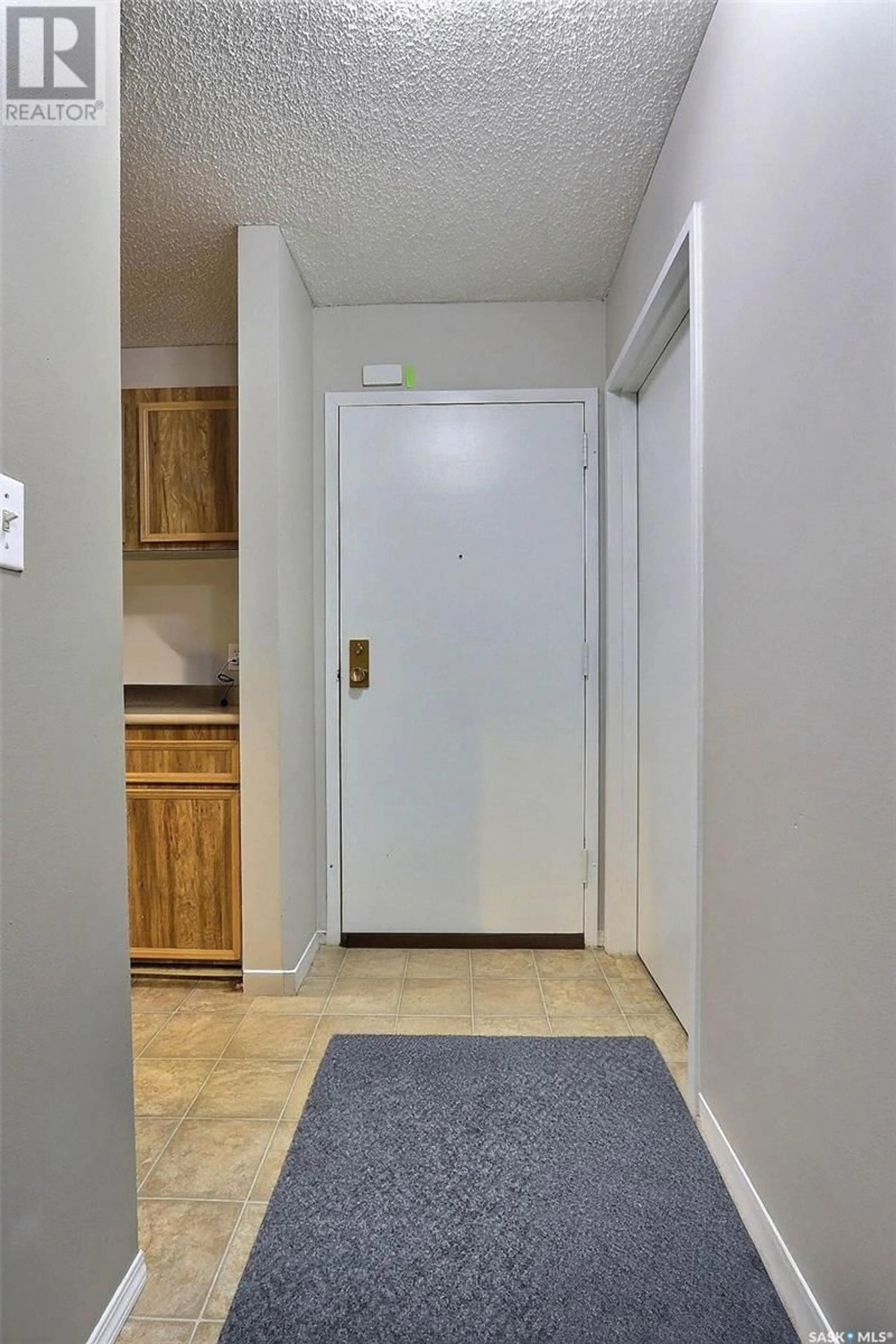 Indoor entryway for 522 - 1580 OLIVE DIEFENBAKER DRIVE, Prince Albert Saskatchewan S6V7M6