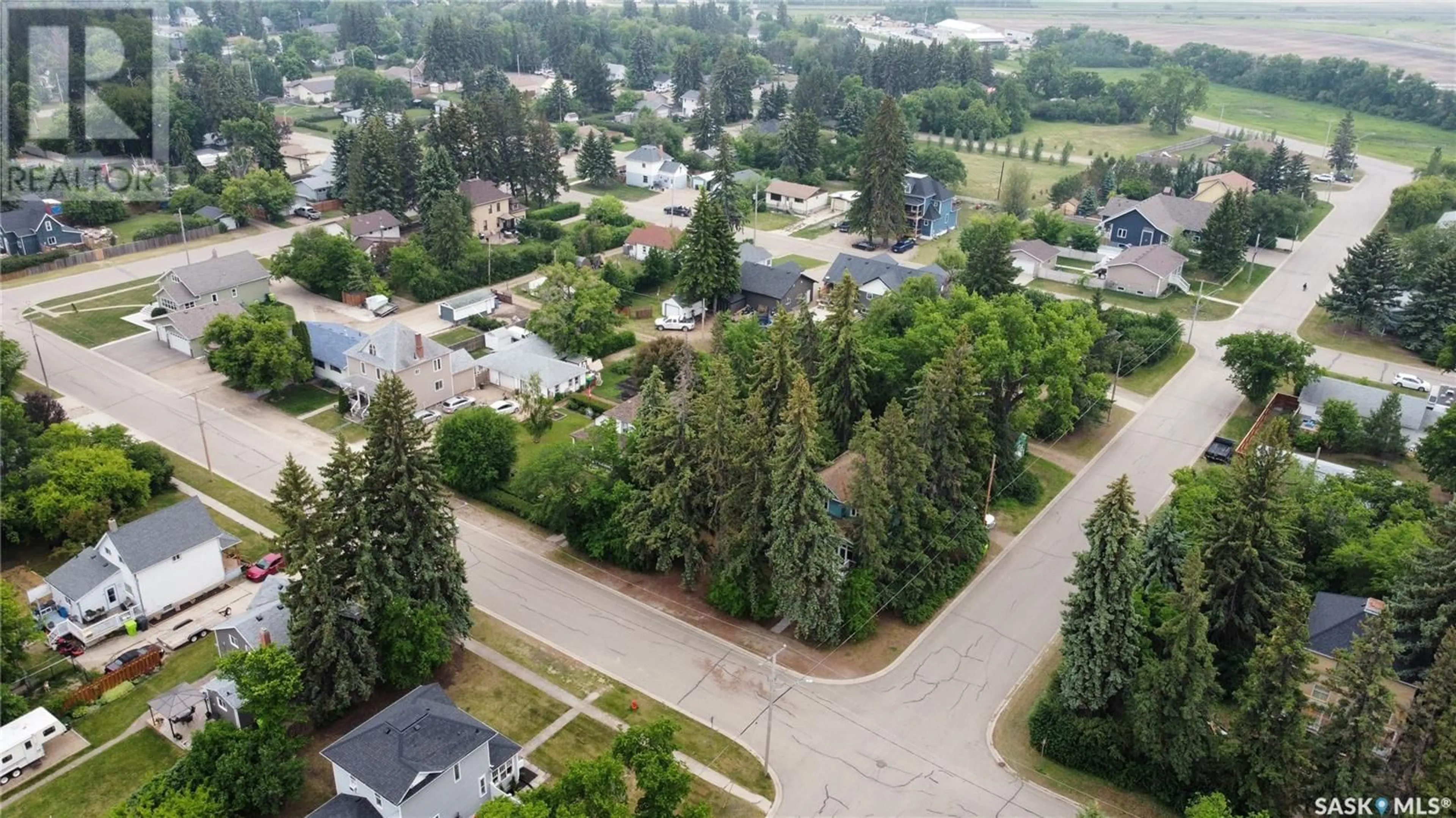 A pic from outside/outdoor area/front of a property/back of a property/a pic from drone, unknown for 816 BOYLE STREET, Indian Head Saskatchewan S0G2K0