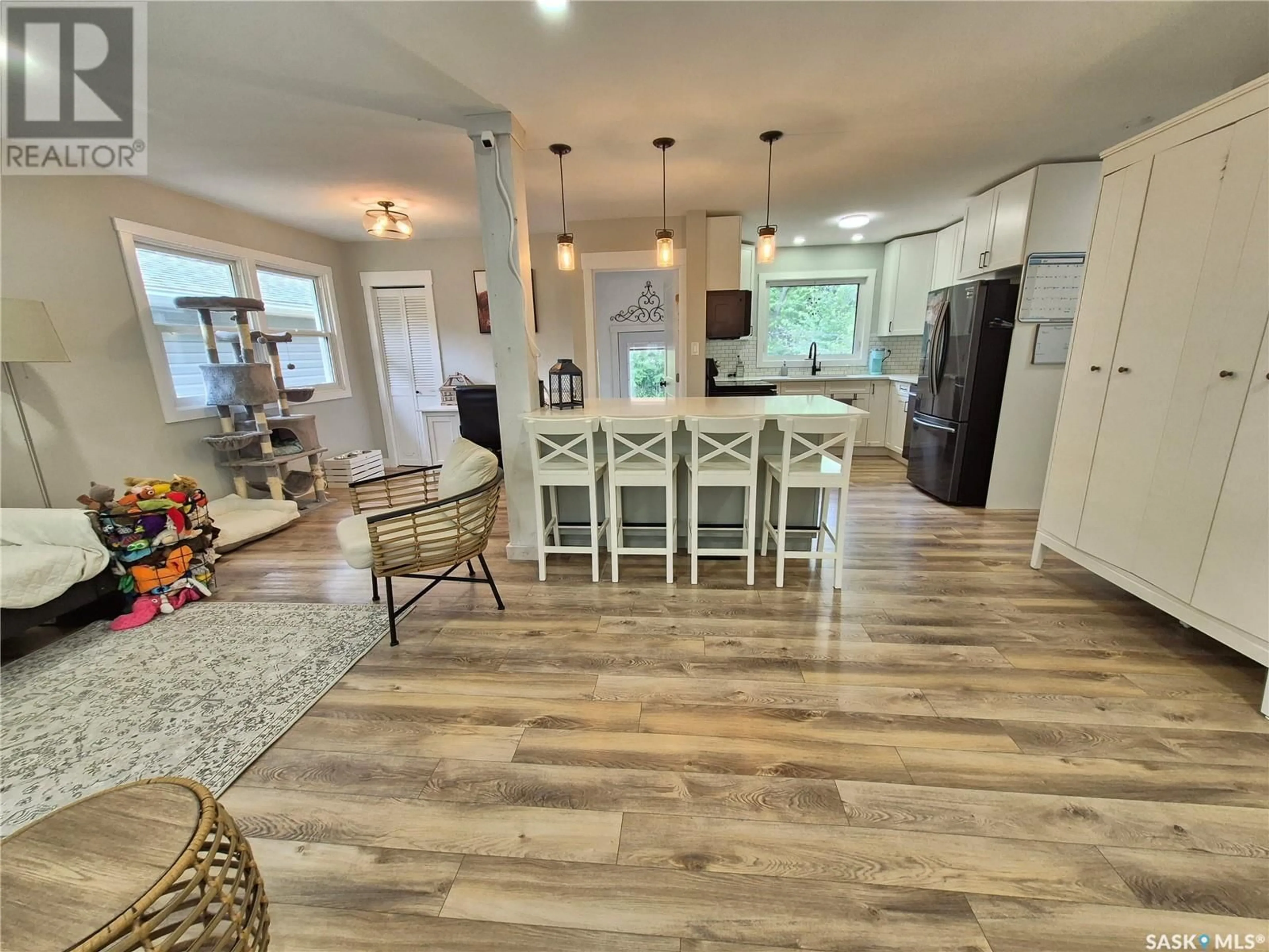 Open concept kitchen, unknown for 415 4TH STREET, Weyburn Saskatchewan S4H0Y8
