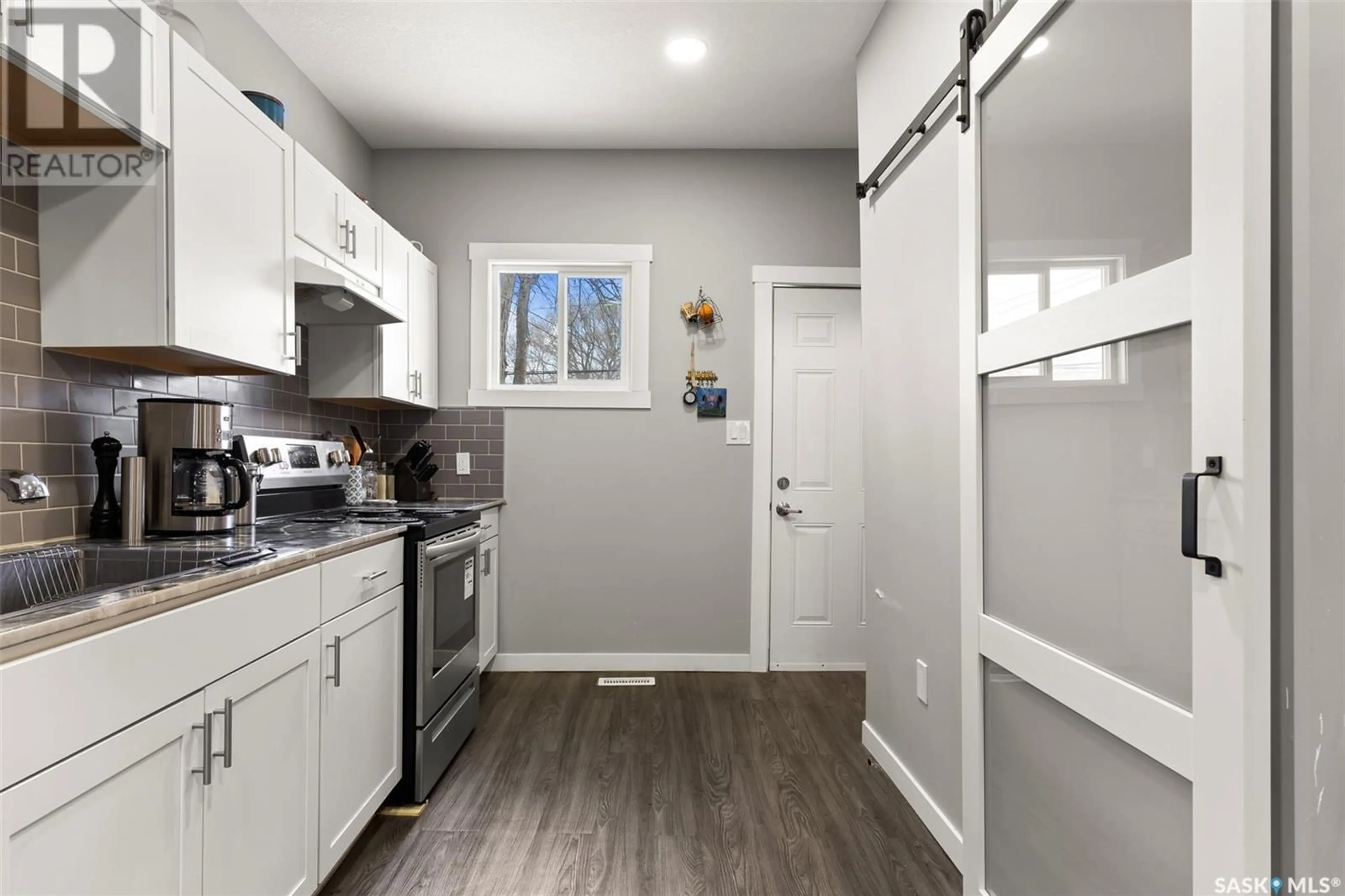 Standard kitchen, unknown for 2344 WALLACE STREET, Regina Saskatchewan S4N4A9