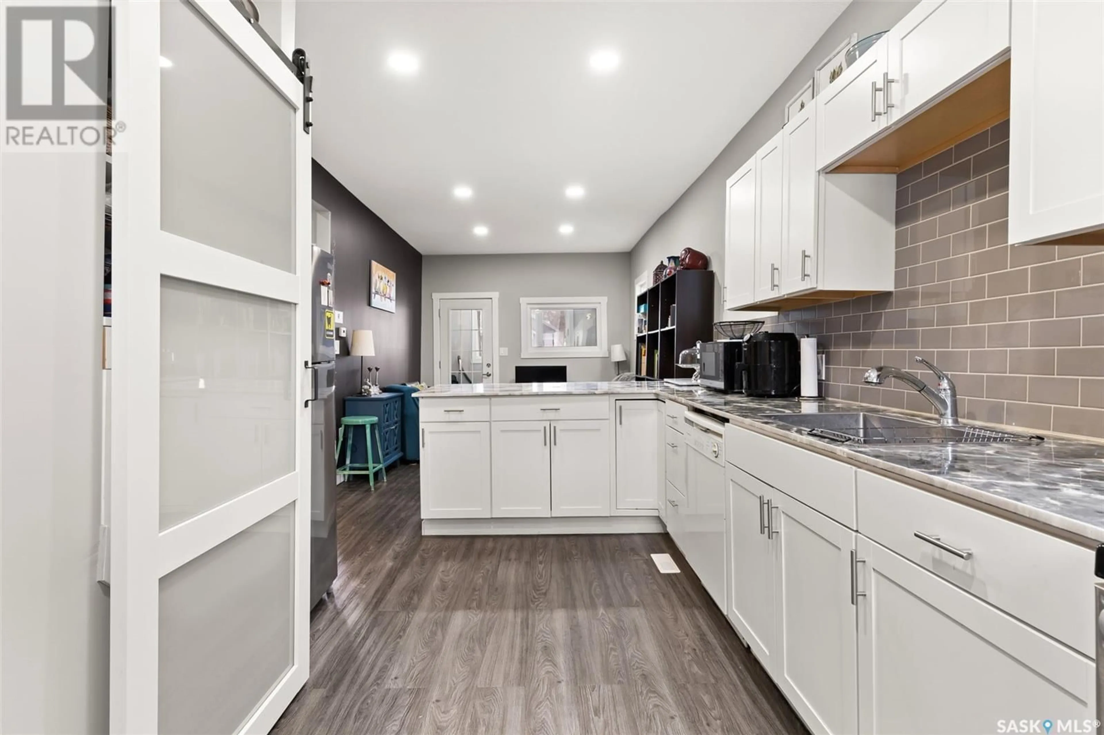 Open concept kitchen, ceramic/tile floor for 2344 WALLACE STREET, Regina Saskatchewan S4N4A9