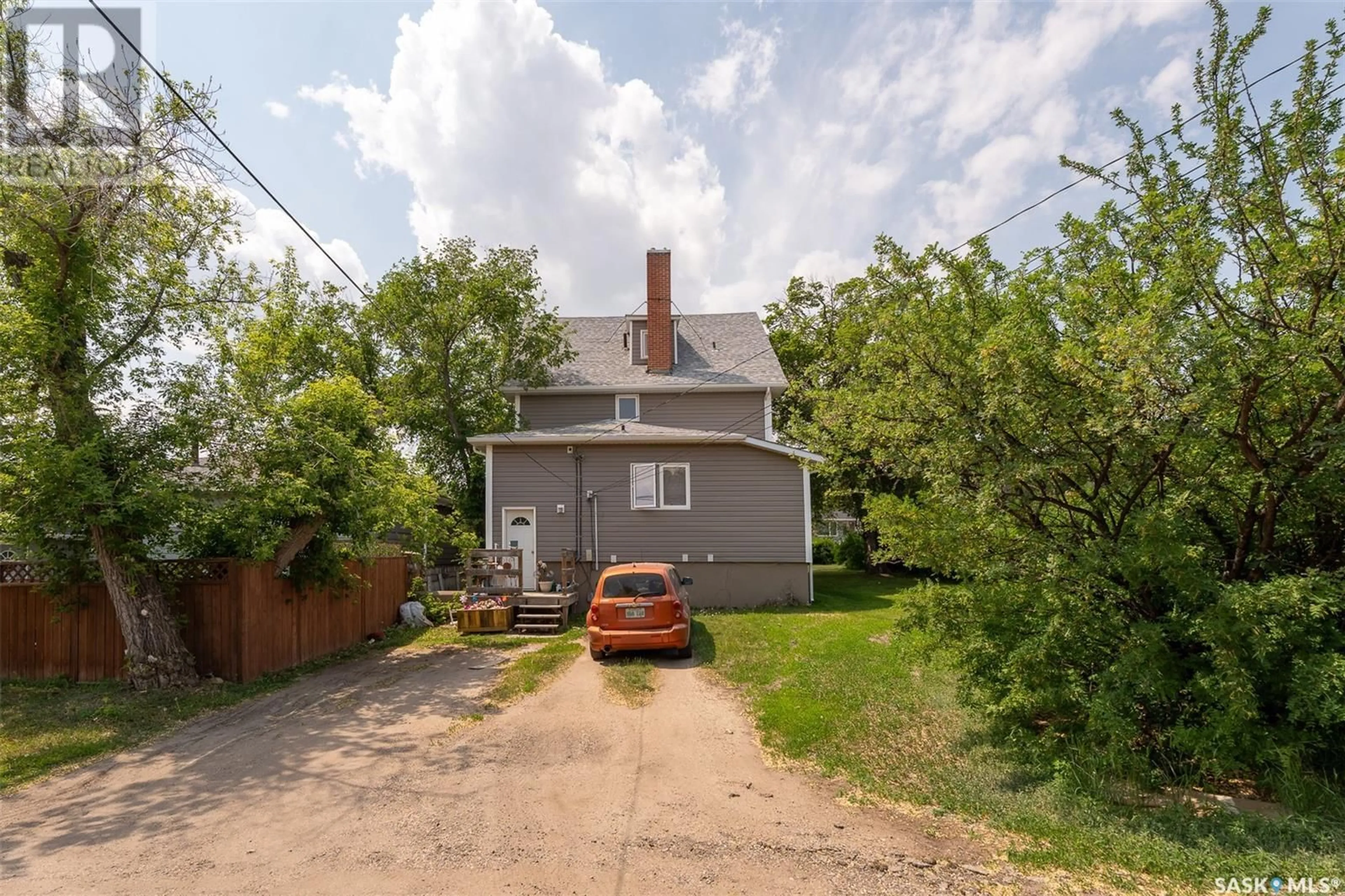 A pic from outside/outdoor area/front of a property/back of a property/a pic from drone, street for 1041 MAIN STREET, Moose Jaw Saskatchewan S6H0X1