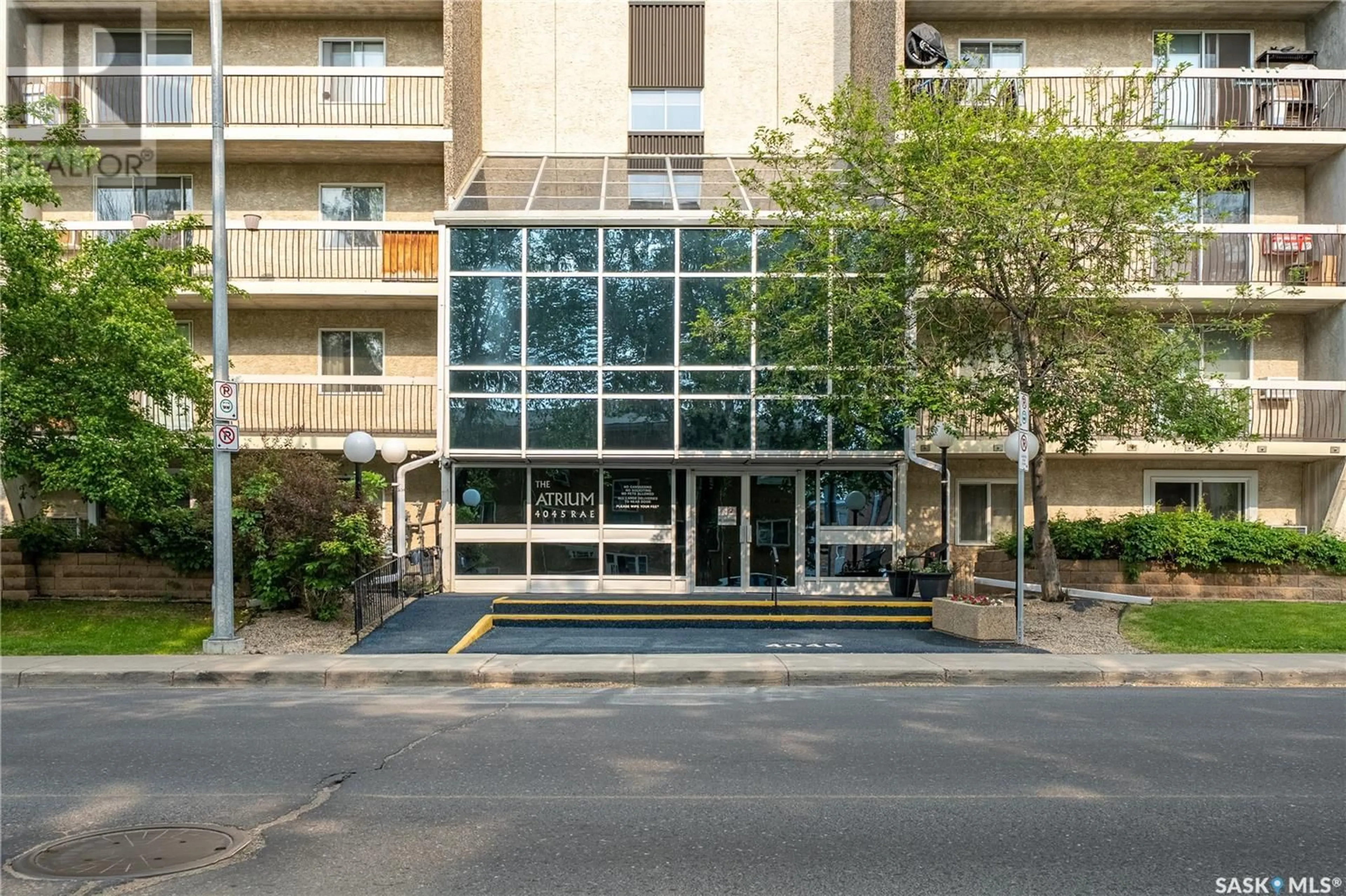 Indoor foyer for 4045 - 507 RAE STREET, Regina Saskatchewan S4S6Y8