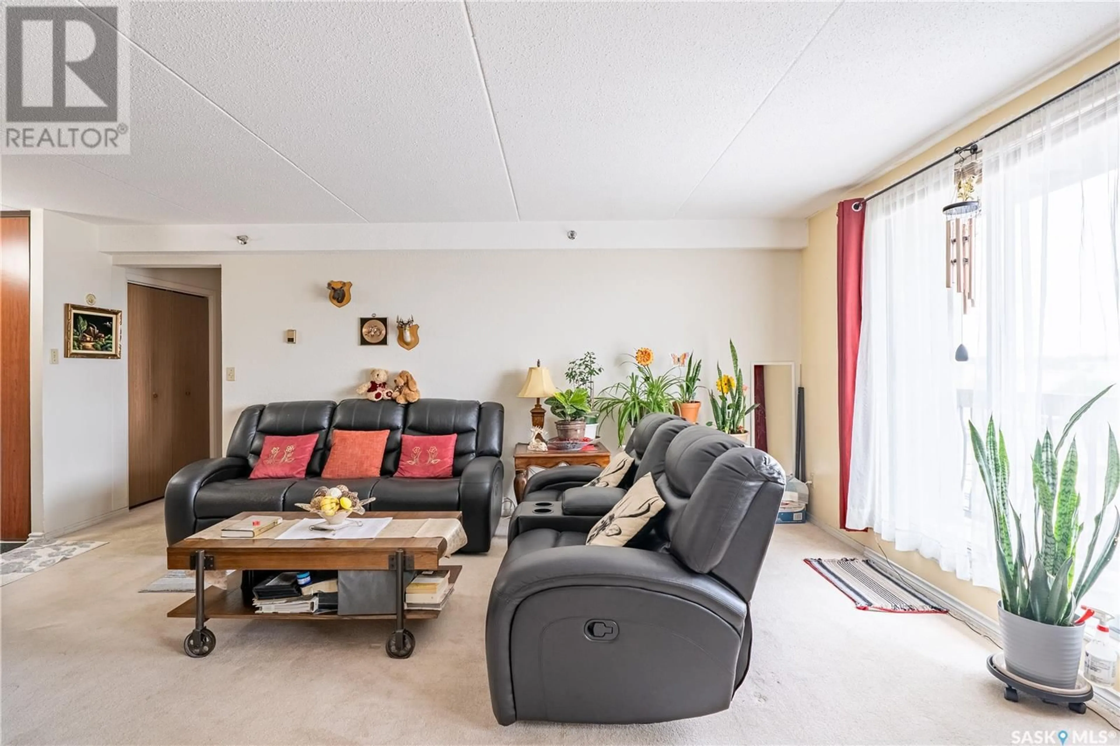 Living room with furniture, unknown for 4045 - 507 RAE STREET, Regina Saskatchewan S4S6Y8