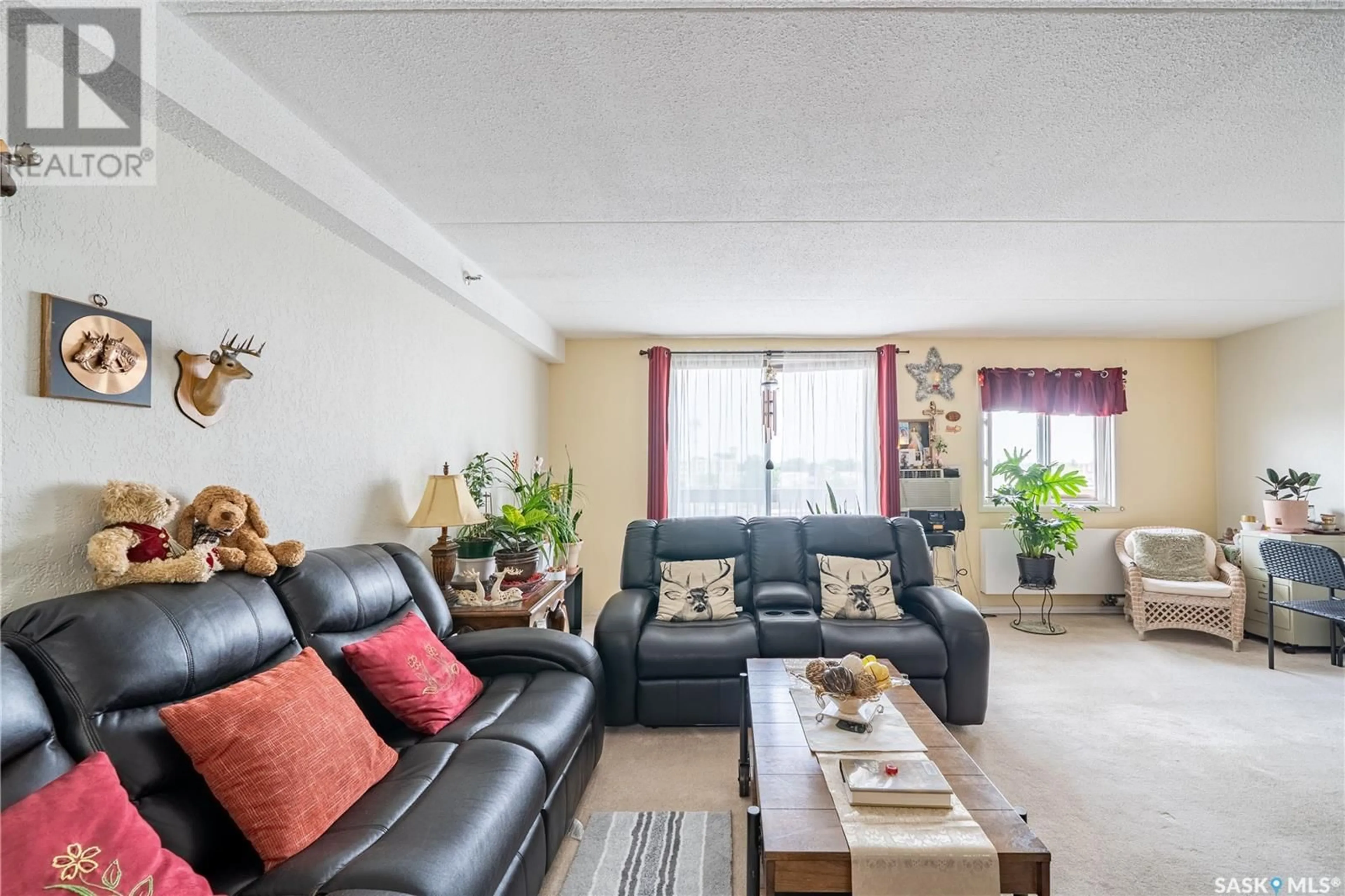 Living room with furniture, unknown for 4045 - 507 RAE STREET, Regina Saskatchewan S4S6Y8