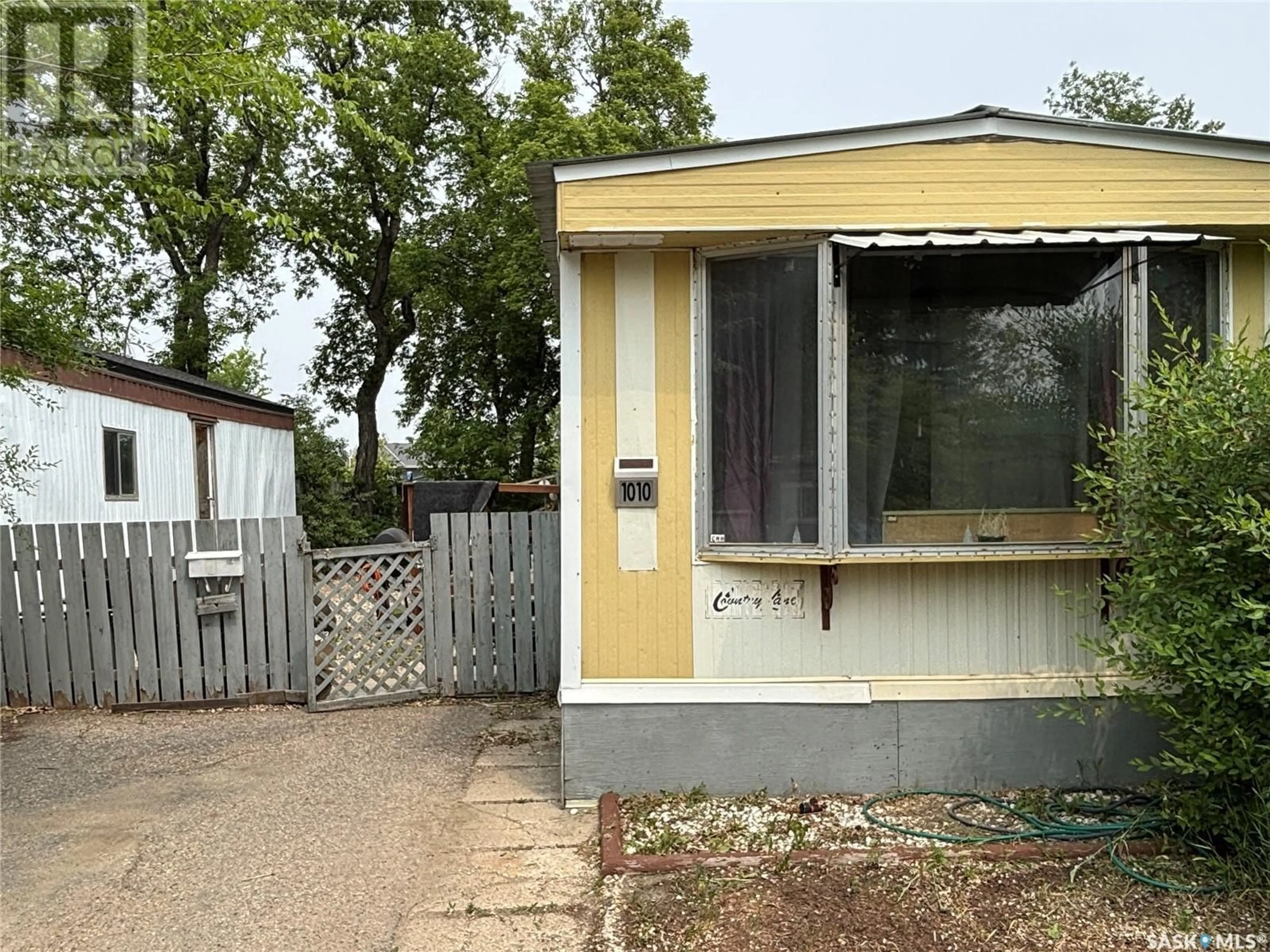 Shed for 1524 - 1010 RAYNER AVENUE, Saskatoon Saskatchewan S7N1Y1