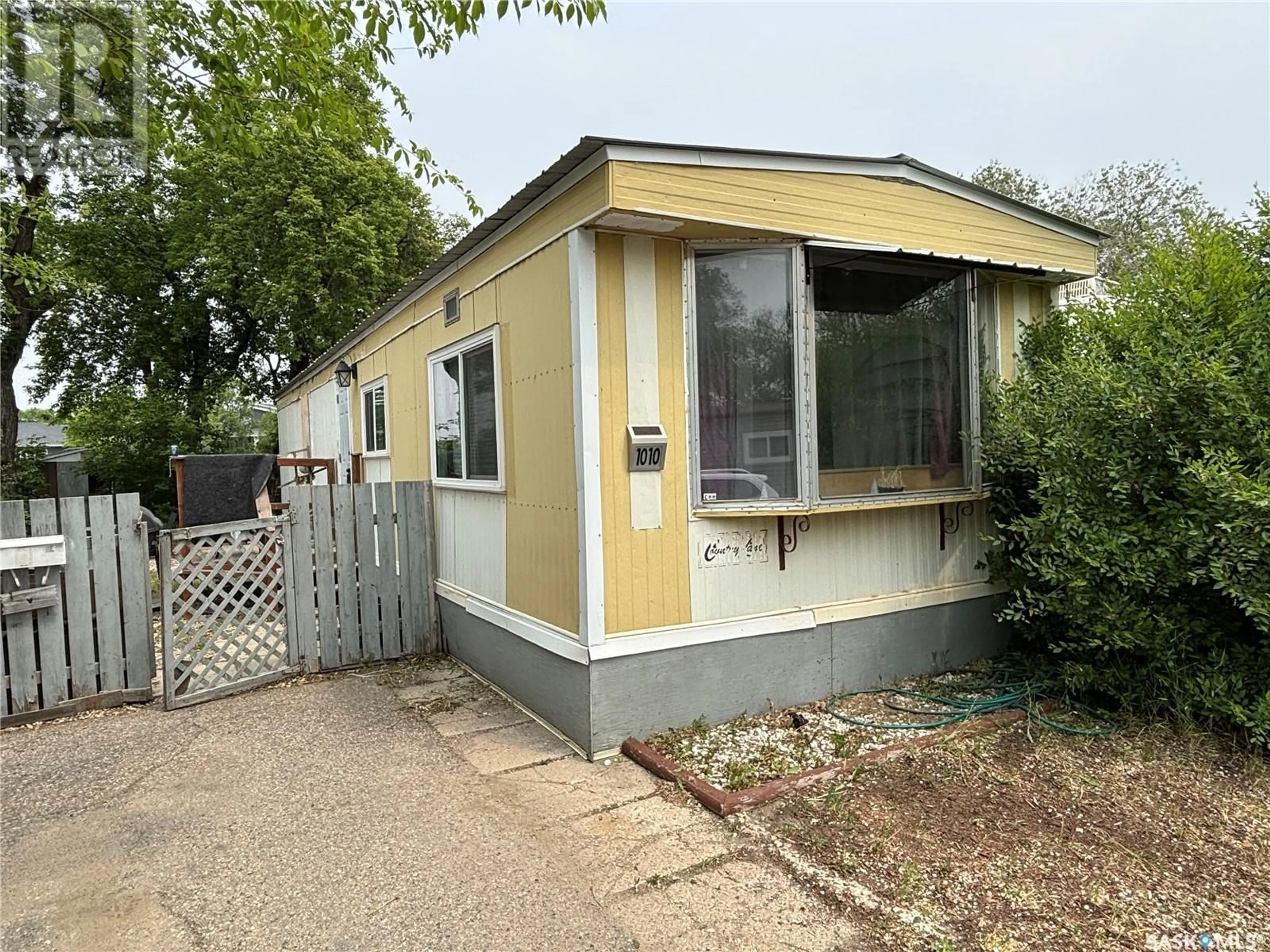 Unknown for 1524 - 1010 RAYNER AVENUE, Saskatoon Saskatchewan S7N1Y1