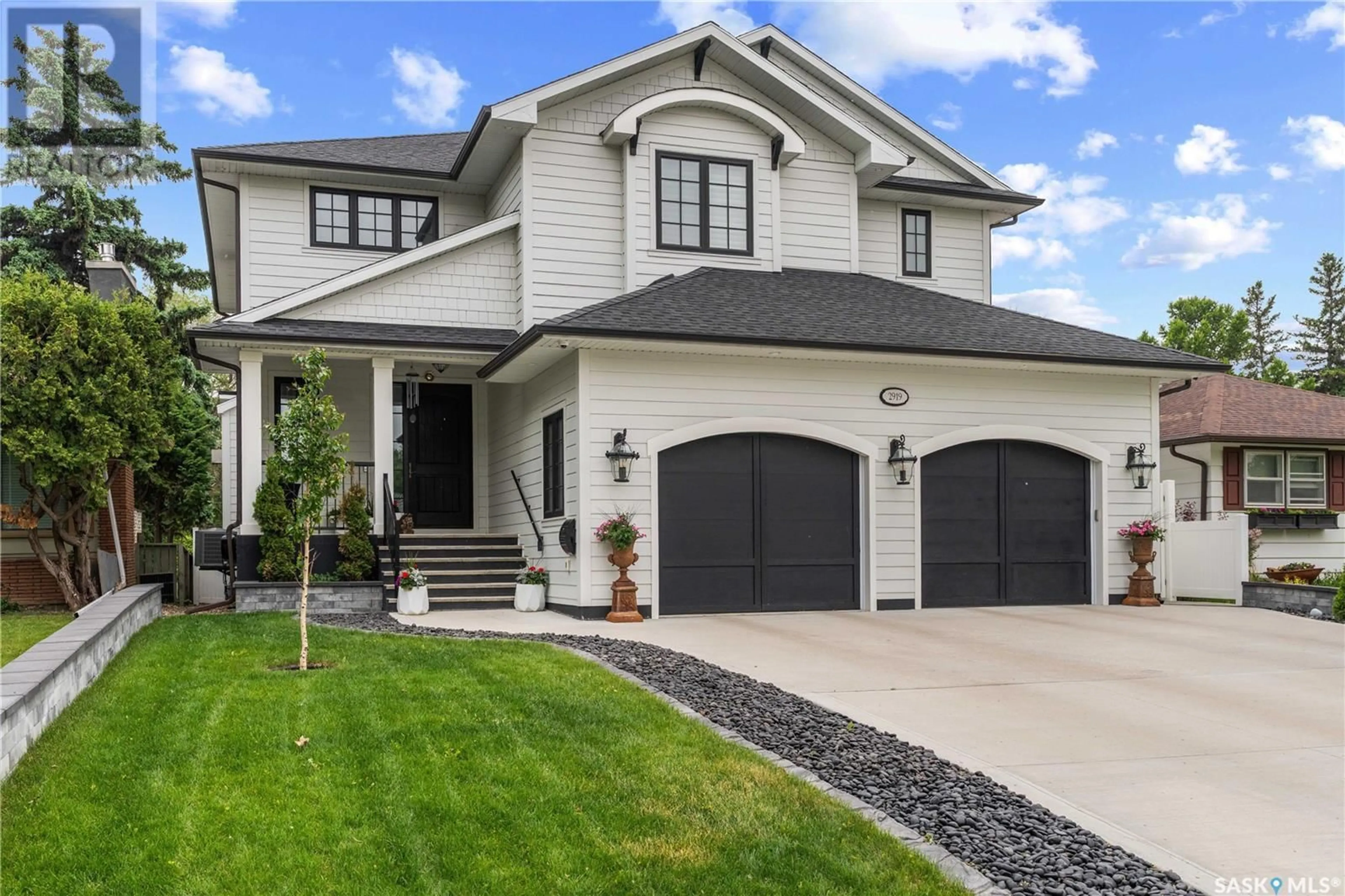 Home with vinyl exterior material, street for 2919 QUINN DRIVE, Regina Saskatchewan S4P2W2