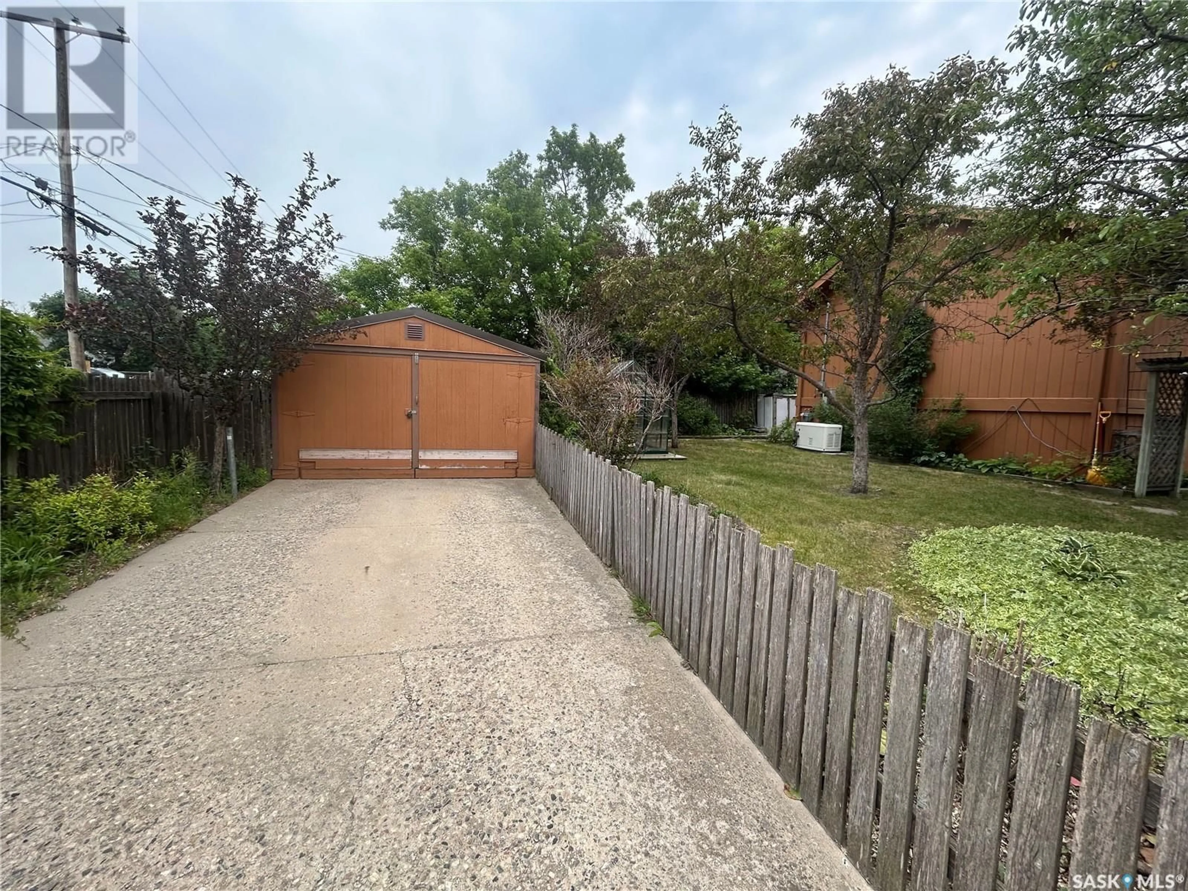 A pic from outside/outdoor area/front of a property/back of a property/a pic from drone, street for 445 3RD STREET, Estevan Saskatchewan S4A0P1