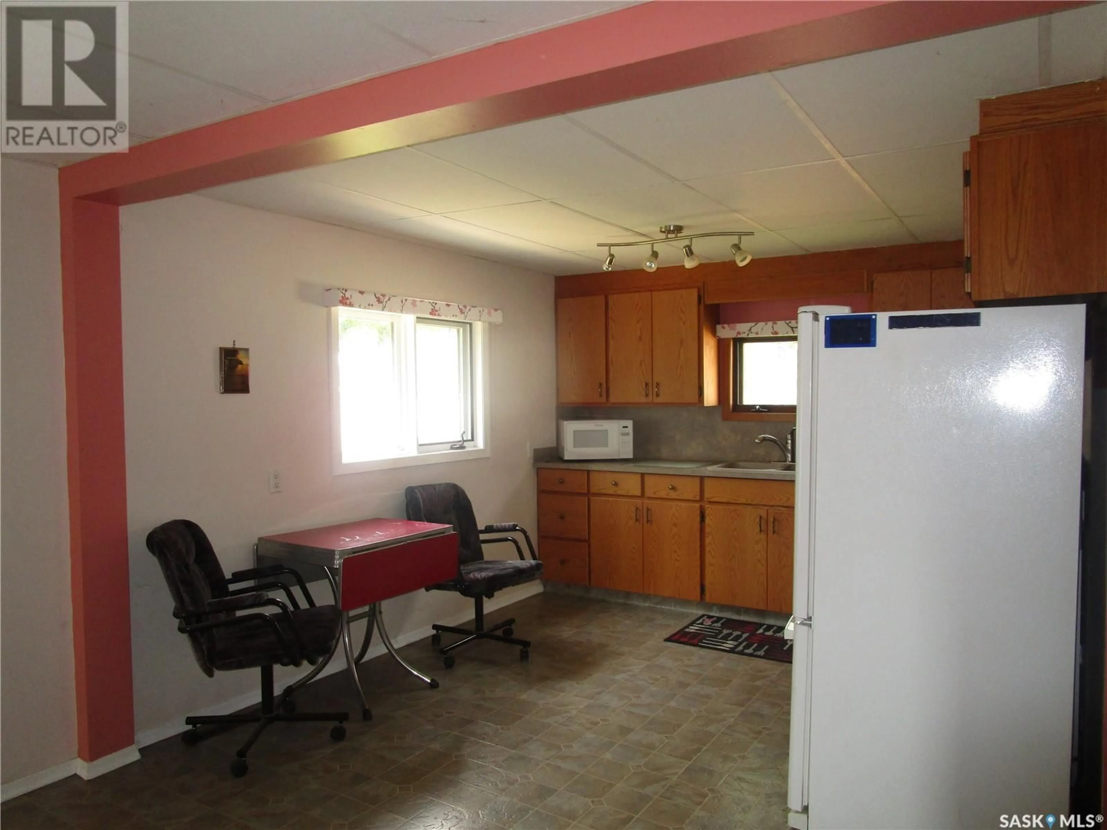 A pic of a room for 120 2ND STREET, Lafleche Saskatchewan S0H2K0