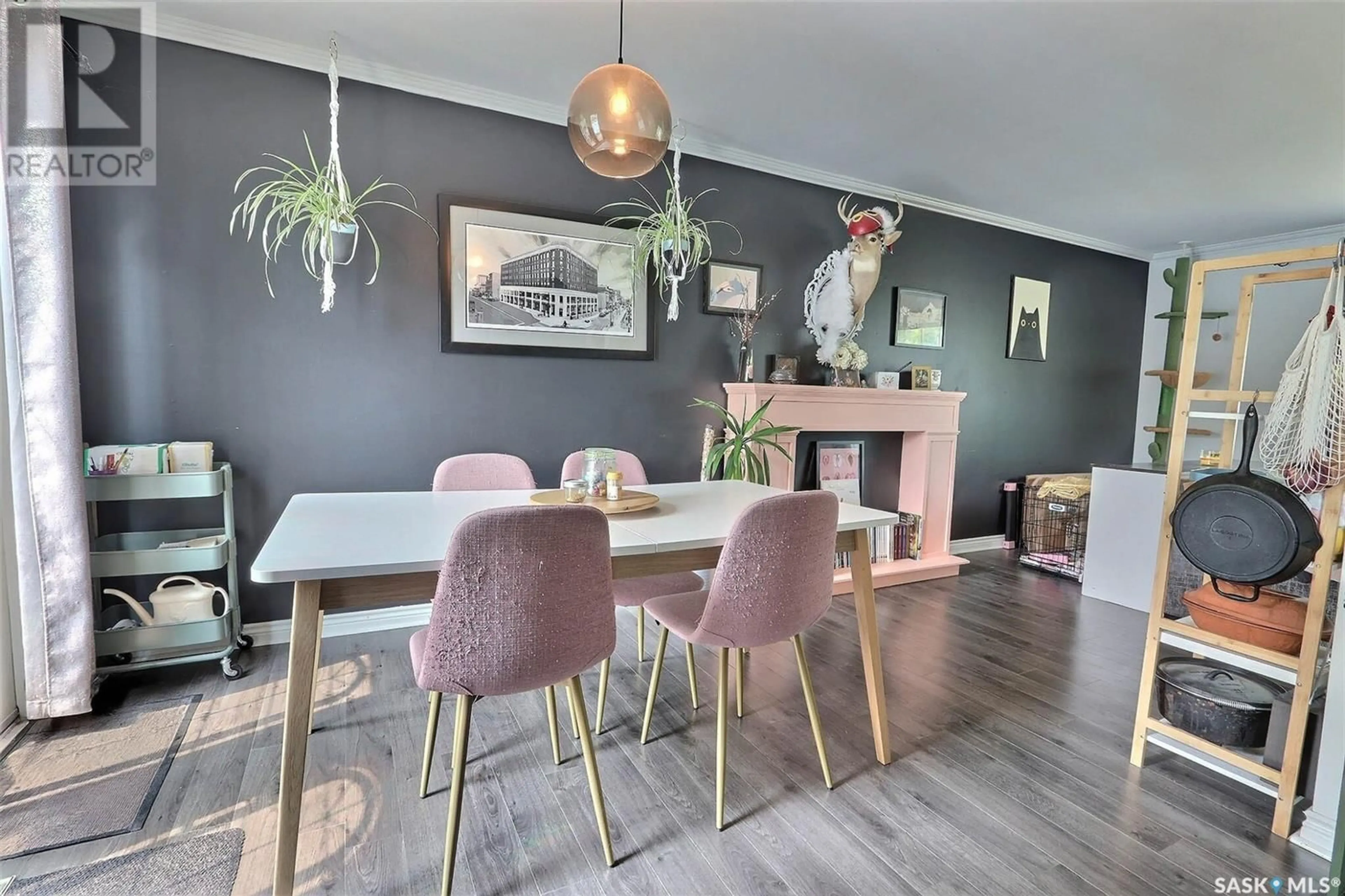 Dining room, wood/laminate floor for 385 25TH STREET, Prince Albert Saskatchewan S6V4P5