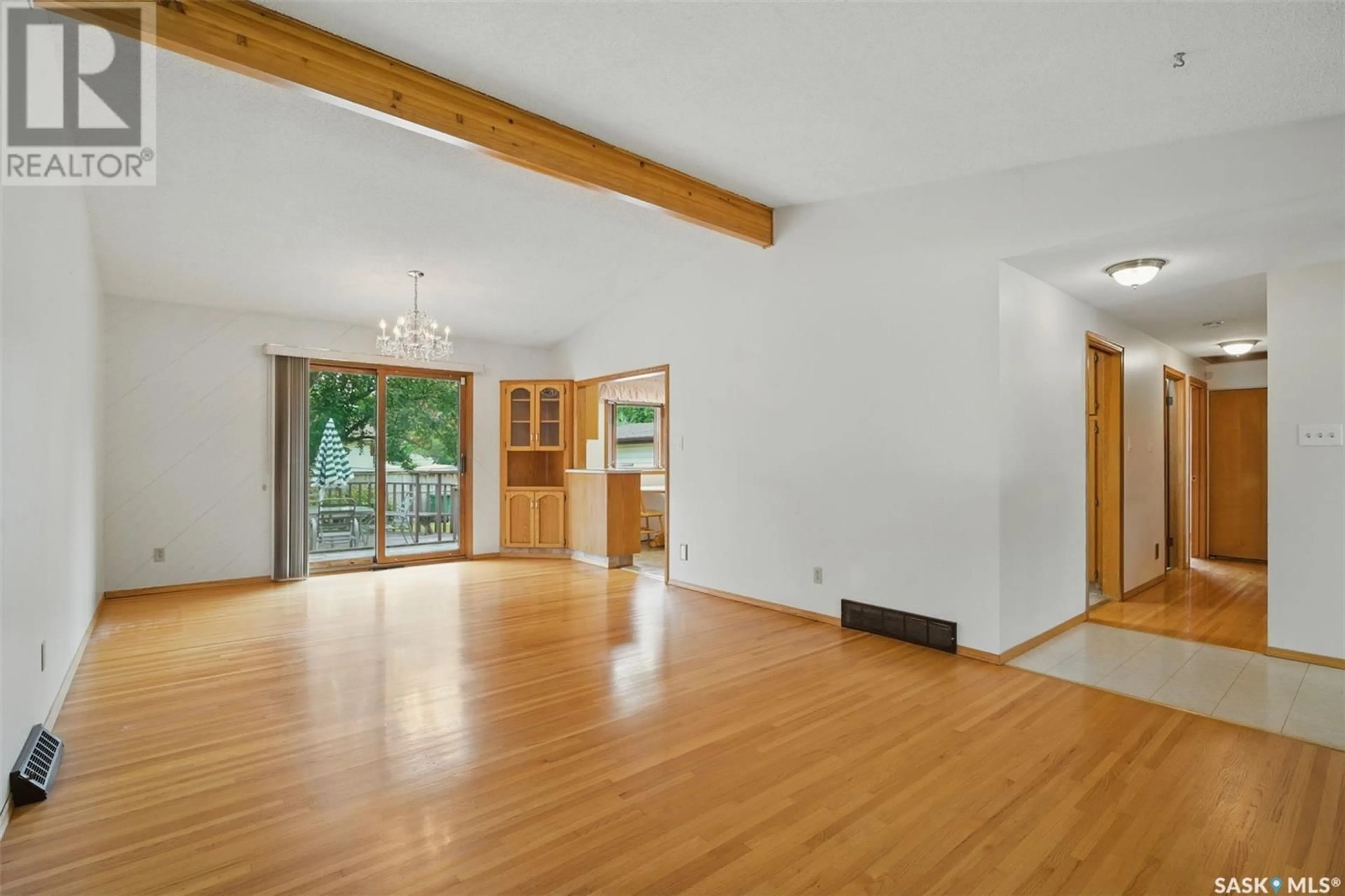 Unknown for 1081 CENTRE EAST, Saskatoon Saskatchewan S7J3A2