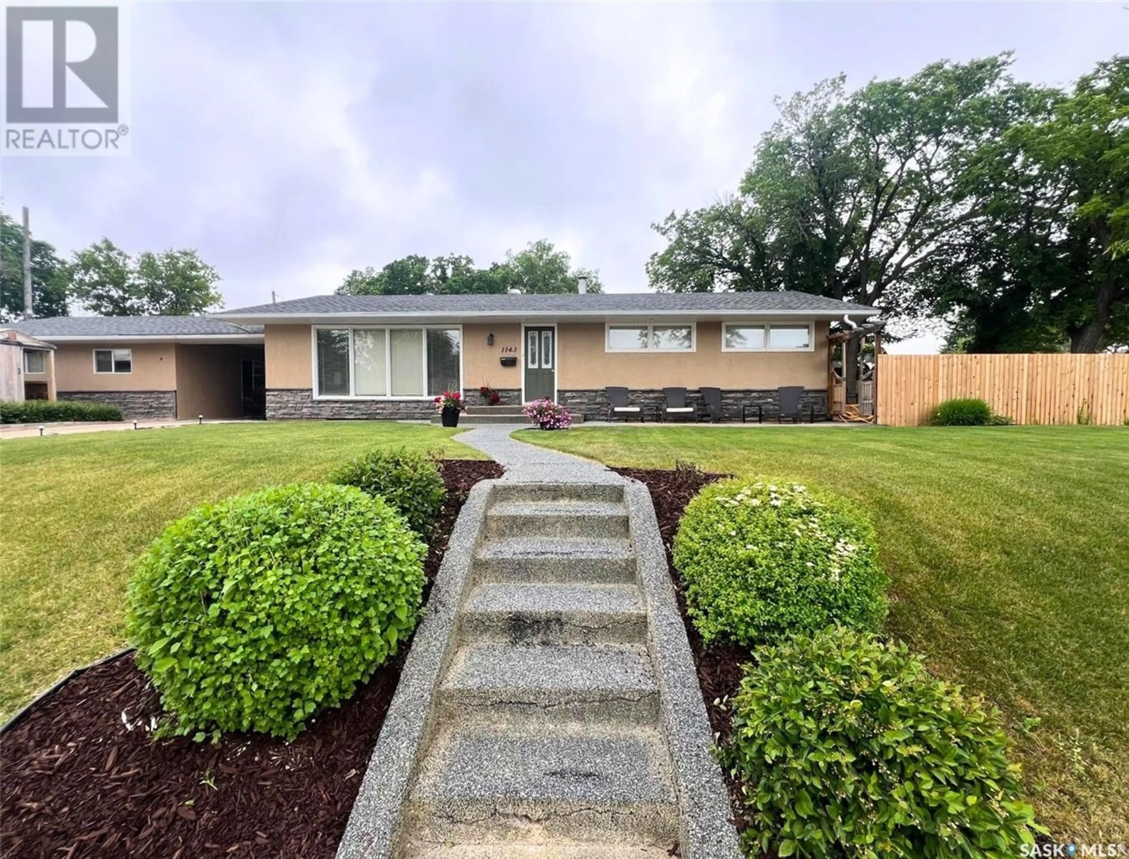 Home with brick exterior material, street for 1143 RIVERVIEW CRESCENT, Swift Current Saskatchewan S9H1Y8