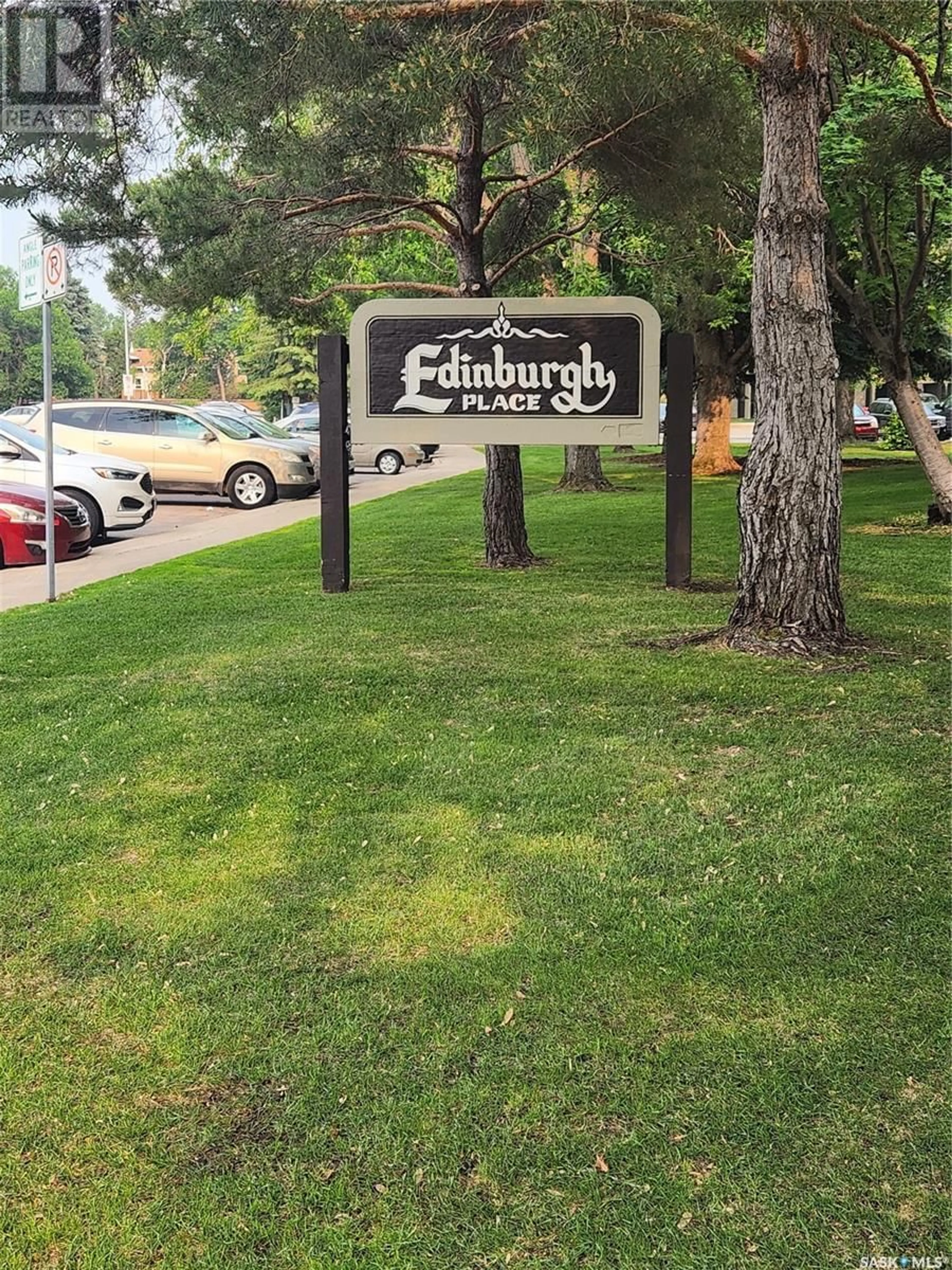 Indoor entryway for 130 - 101 EDINBURGH PLACE, Saskatoon Saskatchewan S7H5J7