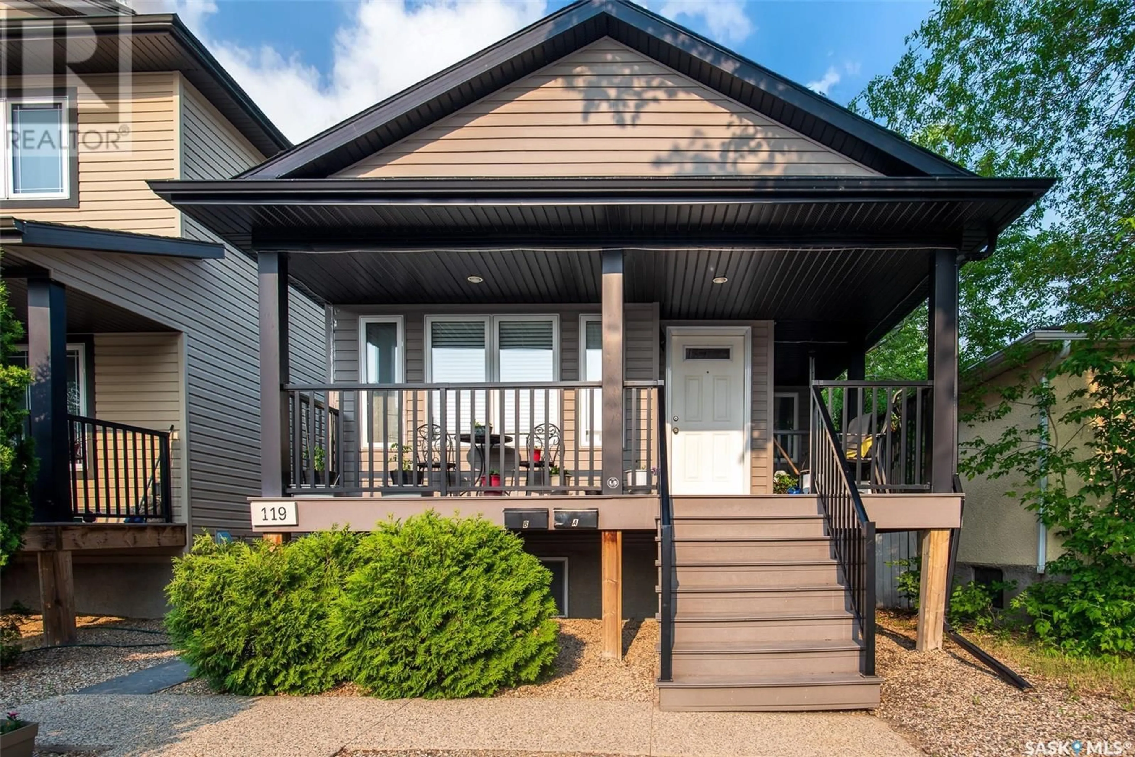 Home with vinyl exterior material, street for 119 ST JOHN STREET, Regina Saskatchewan S4R2V8