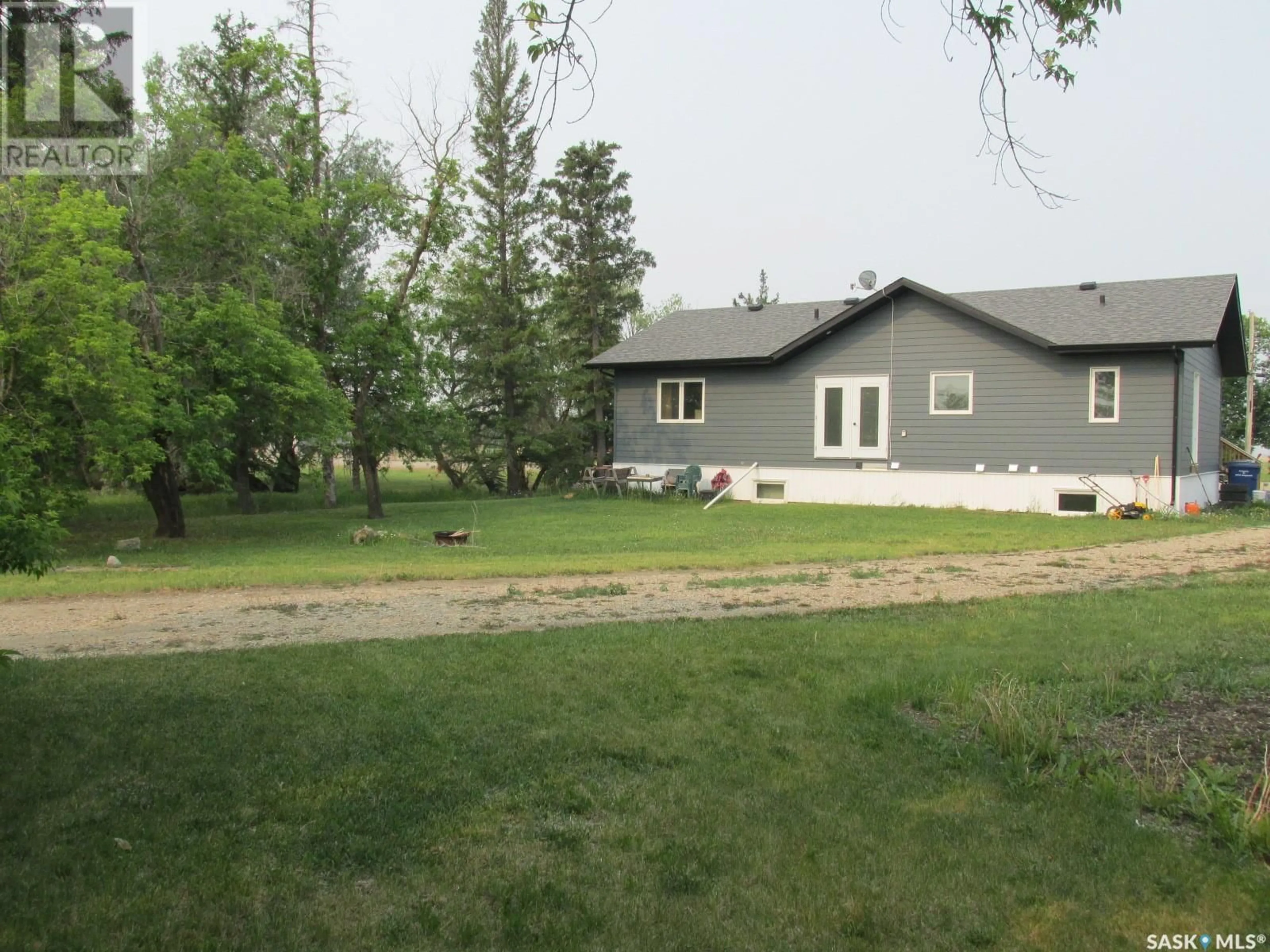 A pic from outside/outdoor area/front of a property/back of a property/a pic from drone, street for 660 PARK ROAD, Zenon Park Saskatchewan S0E1W0