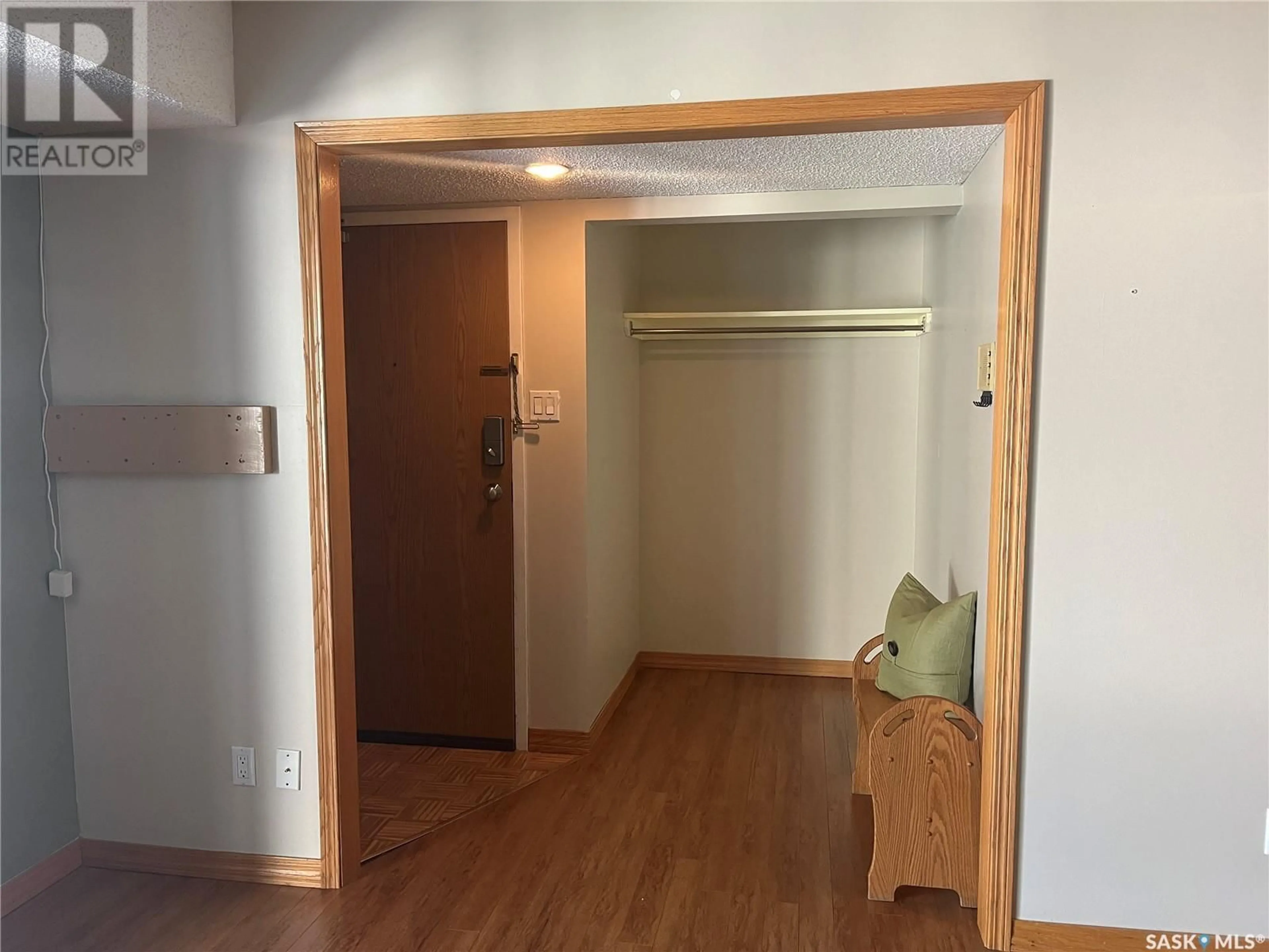 Unknown for 206 - 2237 MCINTYRE STREET, Regina Saskatchewan S4P2S1