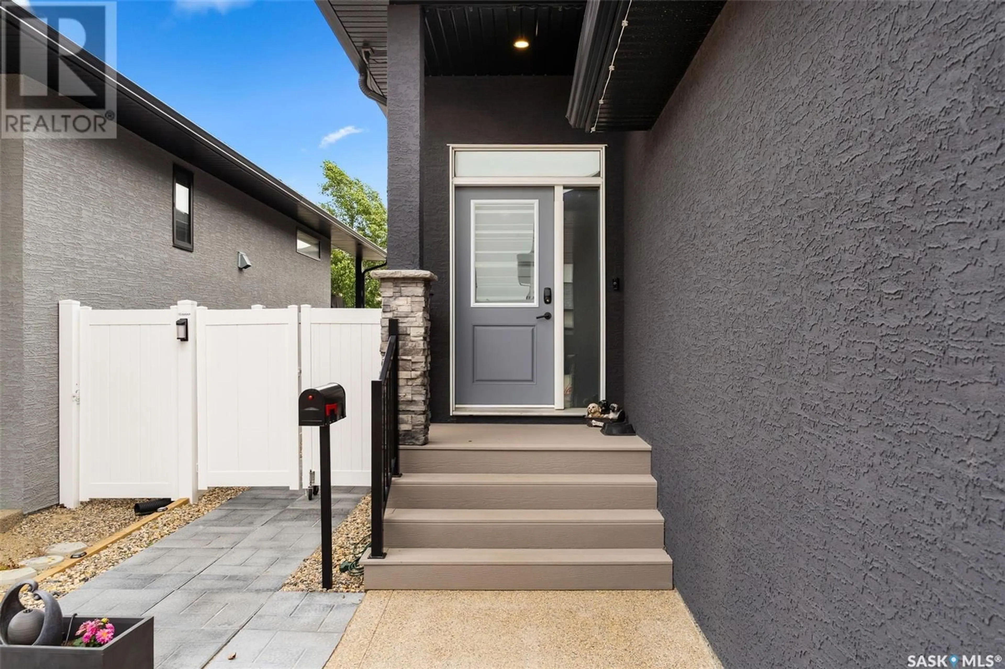 Unknown for 1609 MAPLE STREET, Regina Saskatchewan S4X0P3