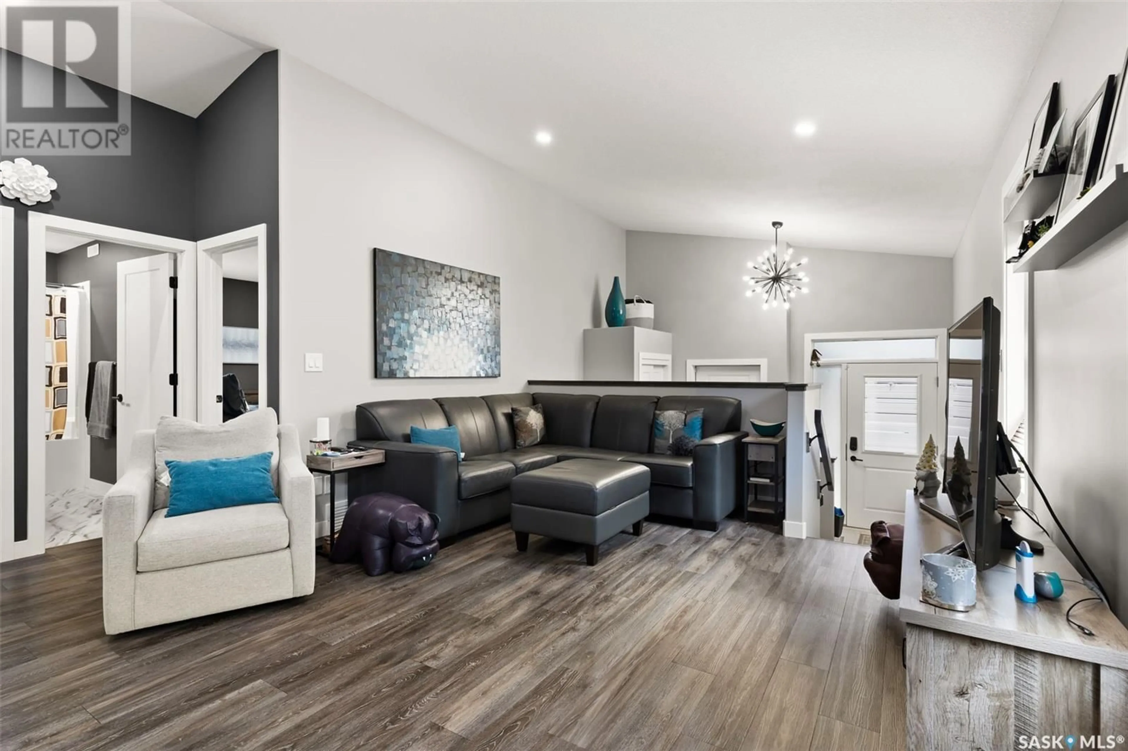 Living room with furniture, unknown for 1609 MAPLE STREET, Regina Saskatchewan S4X0P3