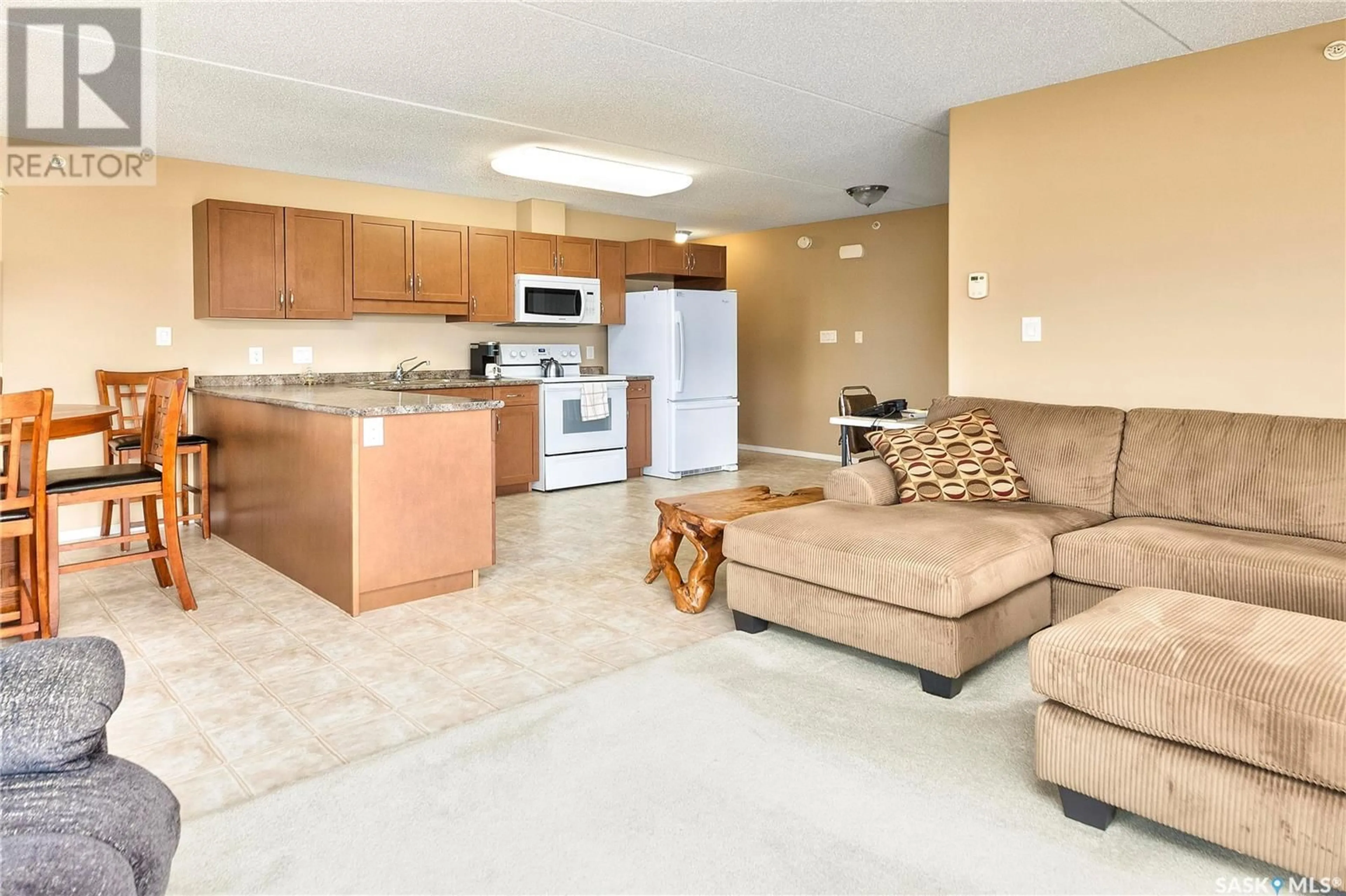 Living room with furniture, unknown for 307 - 2781 WOODBRIDGE DRIVE, Prince Albert Saskatchewan S6V3Z9