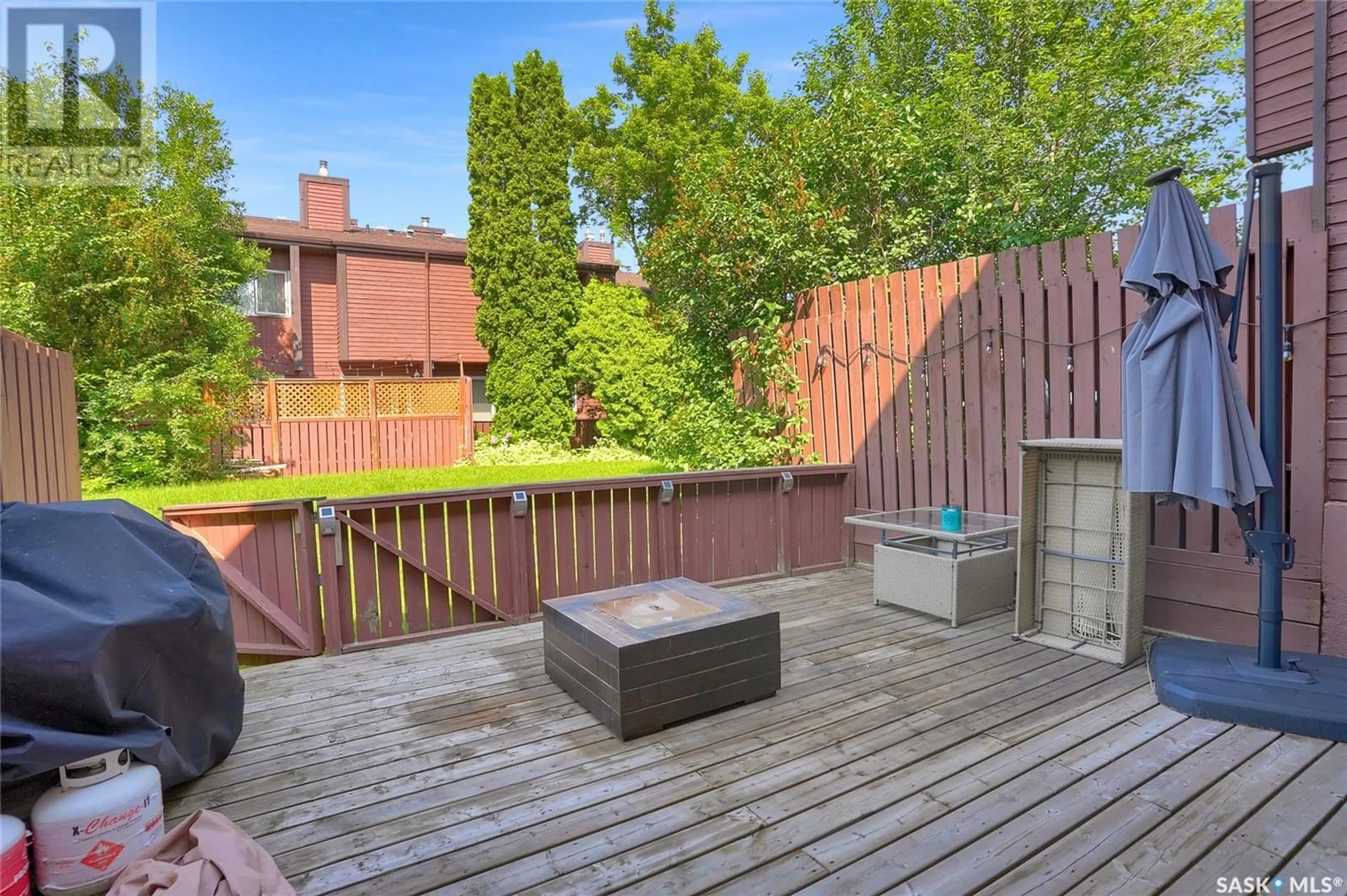 Patio, unknown for 141 LOCKWOOD ROAD, Regina Saskatchewan S4S6V1