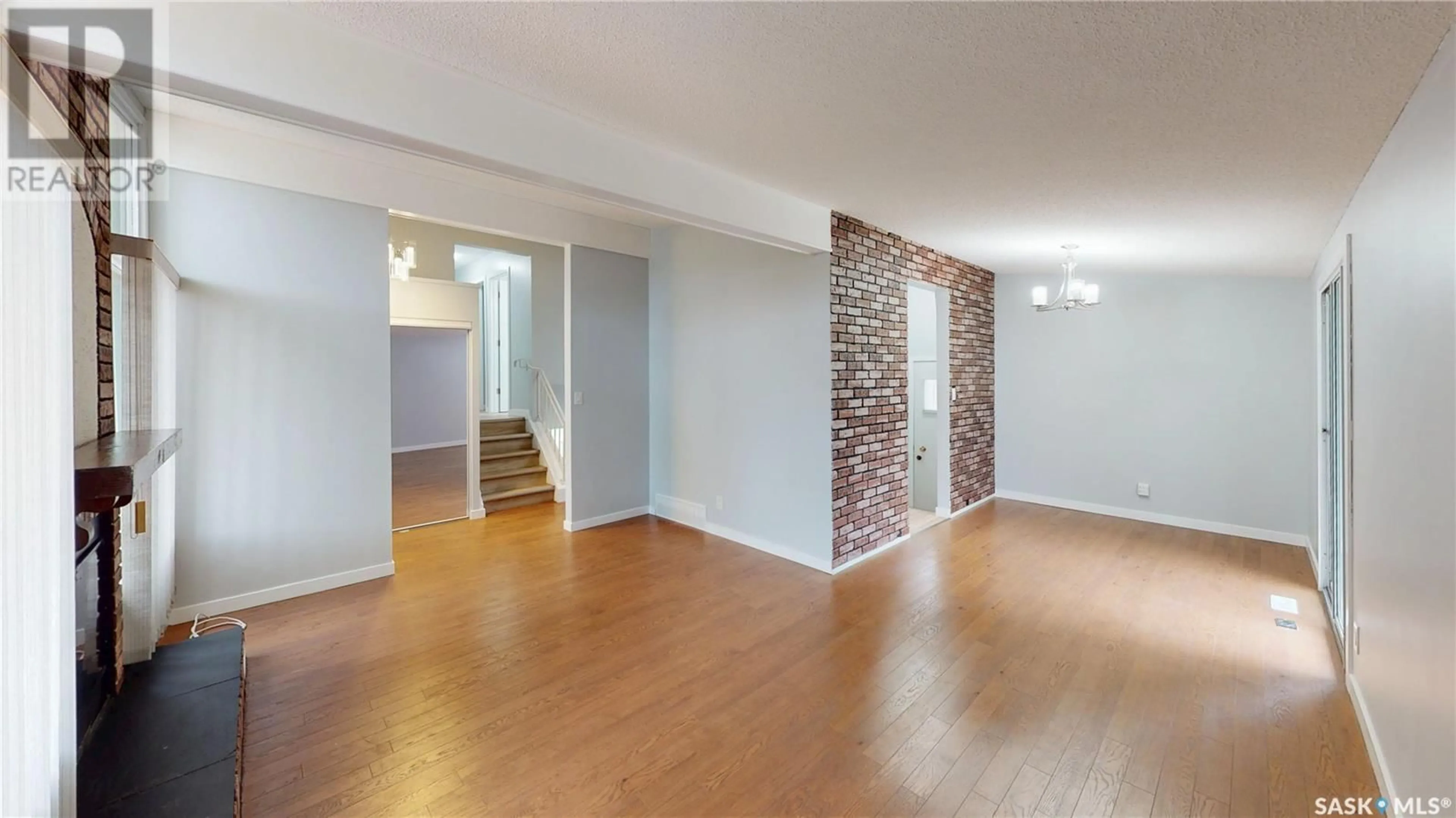 Unknown for 227 HANLEY CRESCENT, Regina Saskatchewan S4R5A9