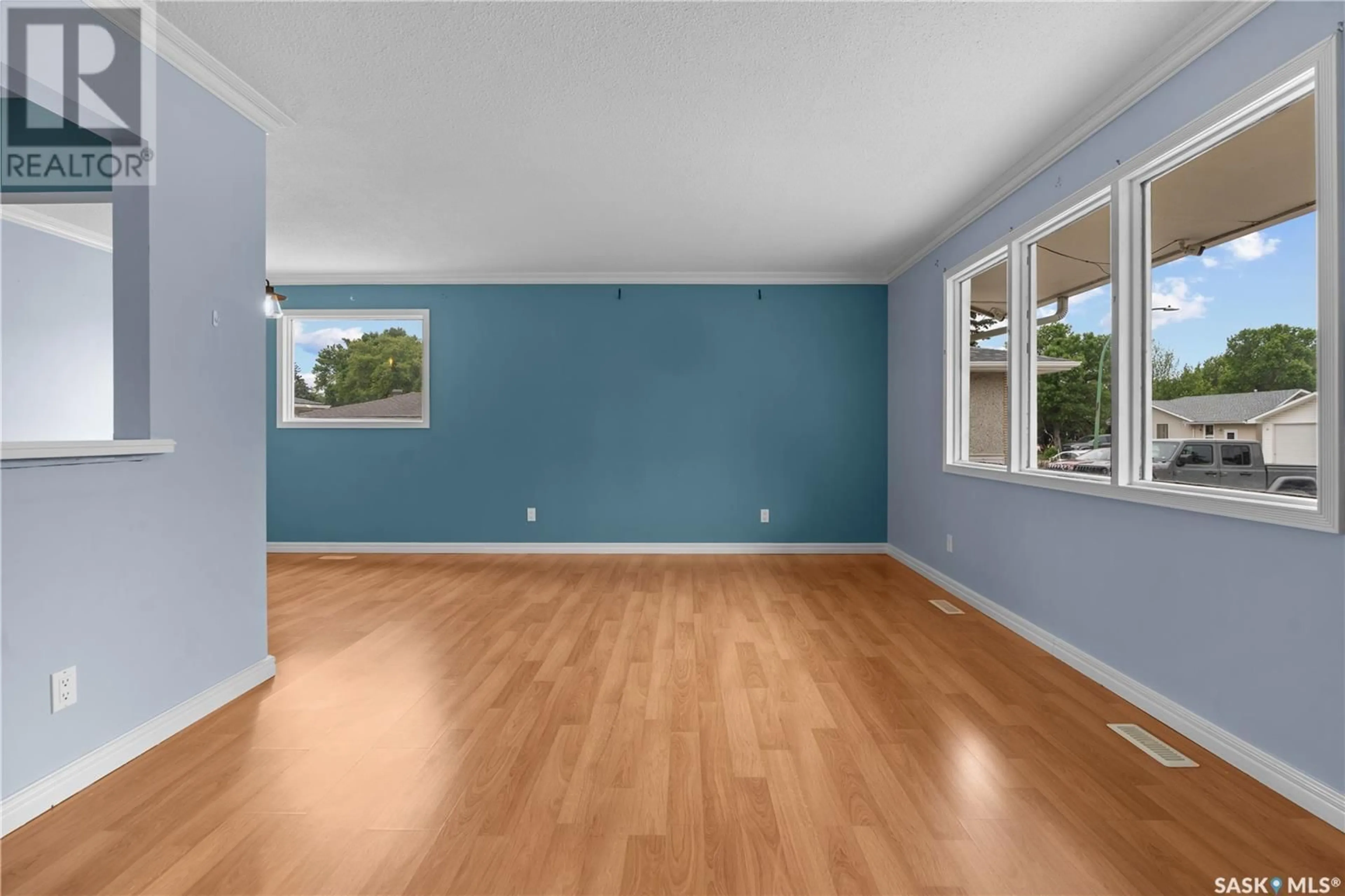 A pic of a room for 60 RITCHIE CRESCENT, Regina Saskatchewan S4R5A4