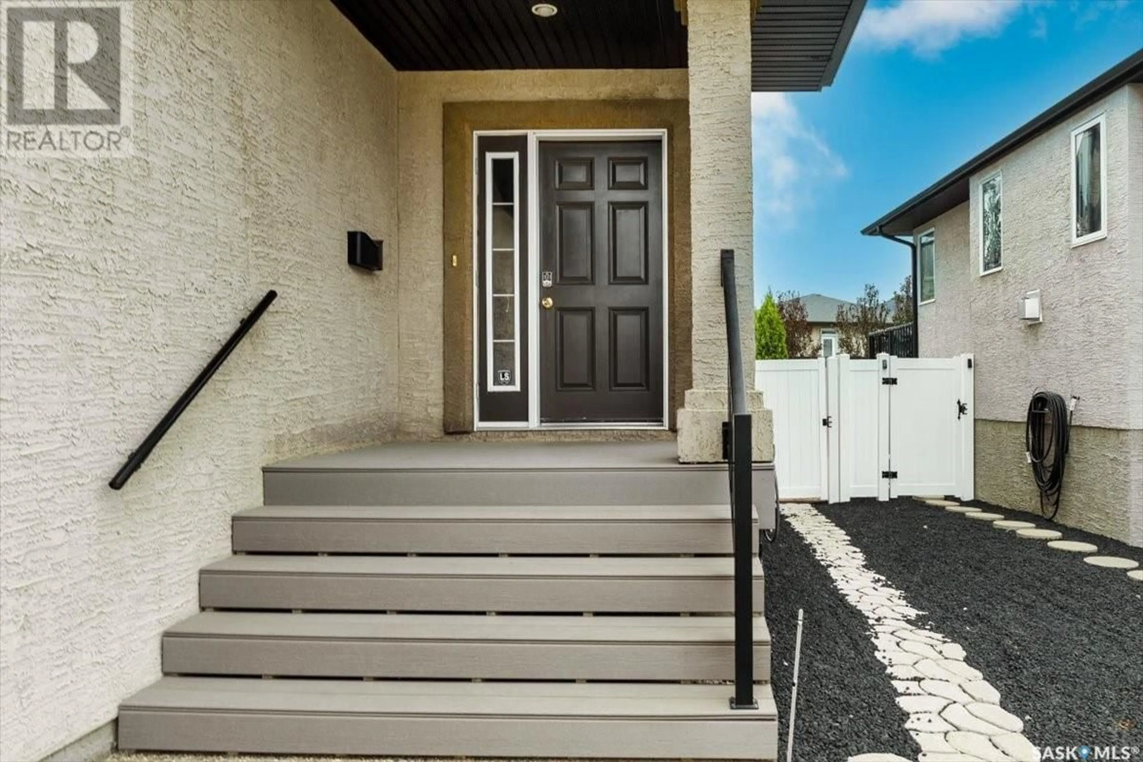 Unknown for 5333 DEVINE DRIVE, Regina Saskatchewan S4X0G6
