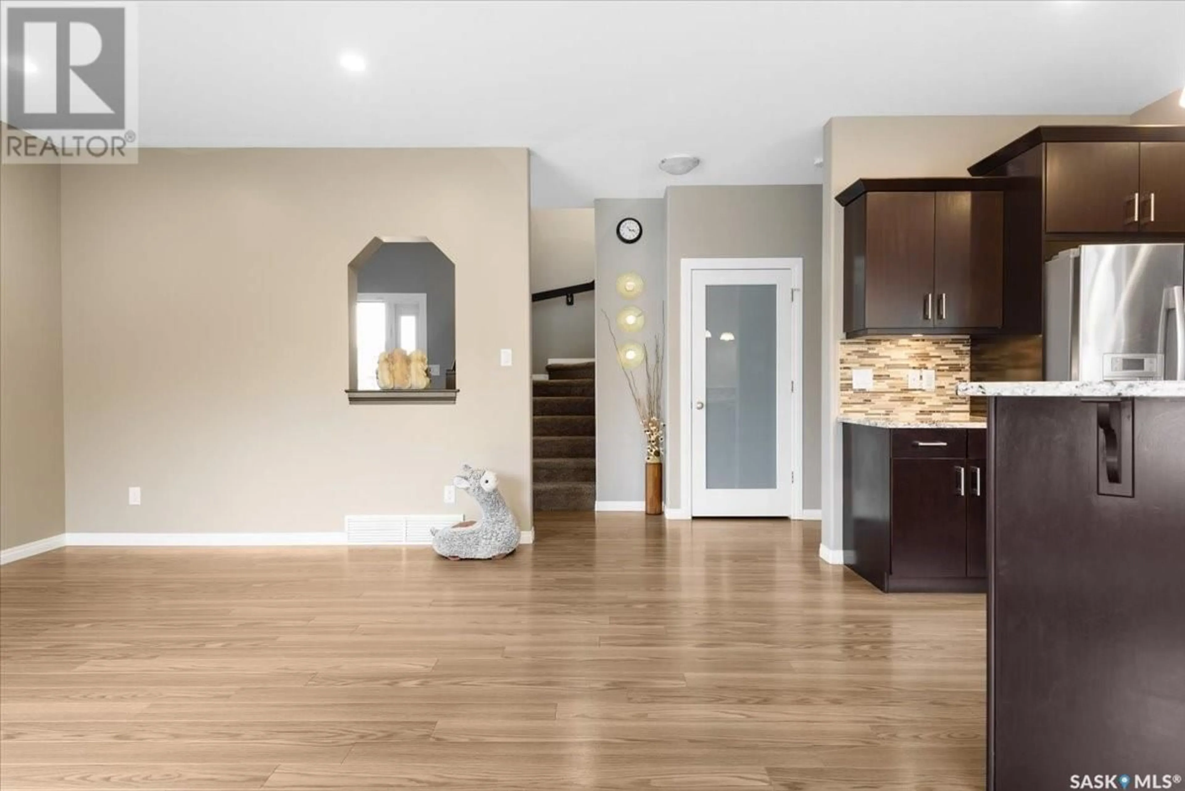 Unknown for 5333 DEVINE DRIVE, Regina Saskatchewan S4X0G6