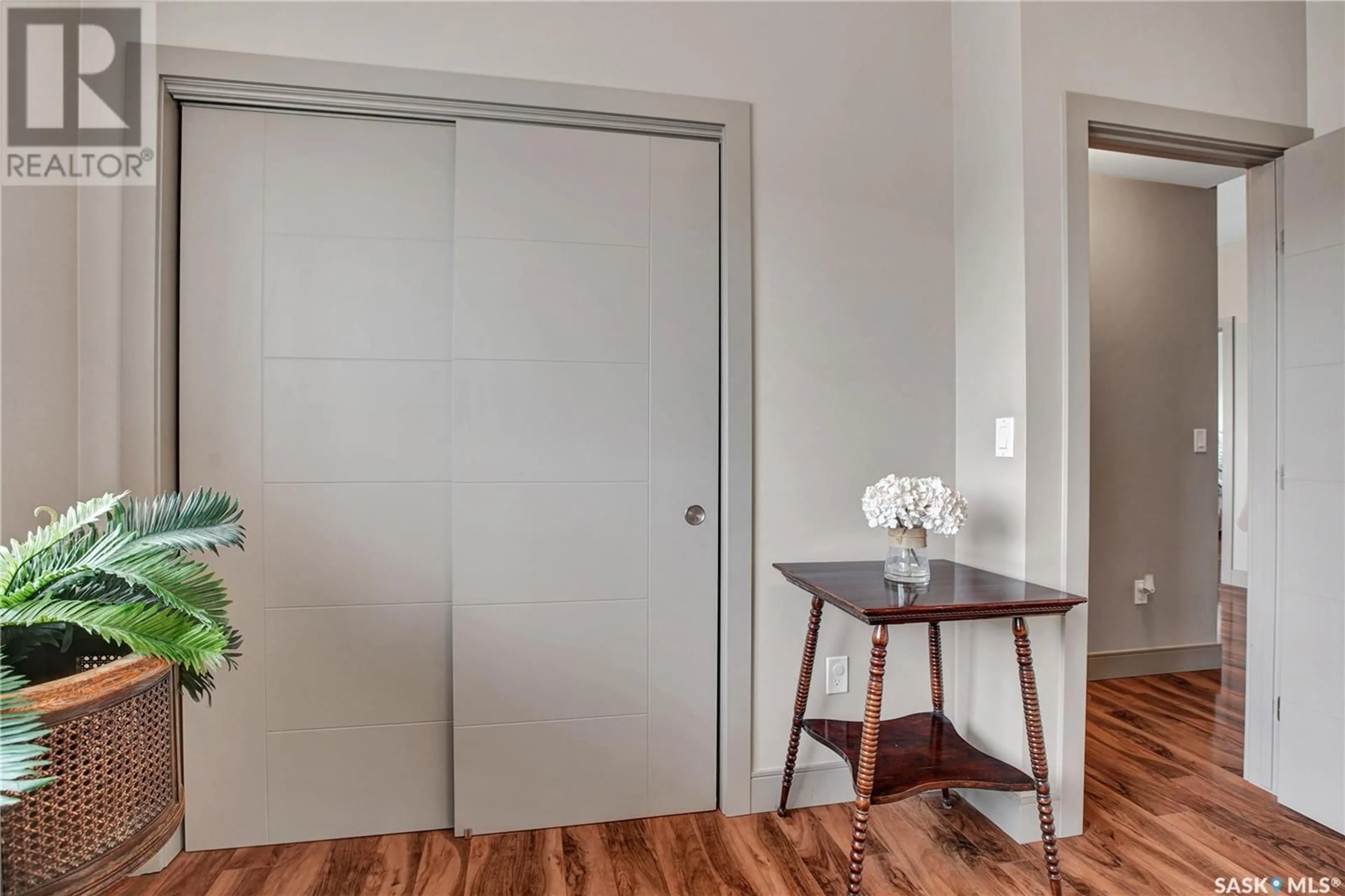 Indoor entryway for 115 - 202 WILLOWGROVE CRESCENT, Saskatoon Saskatchewan S7H0M3