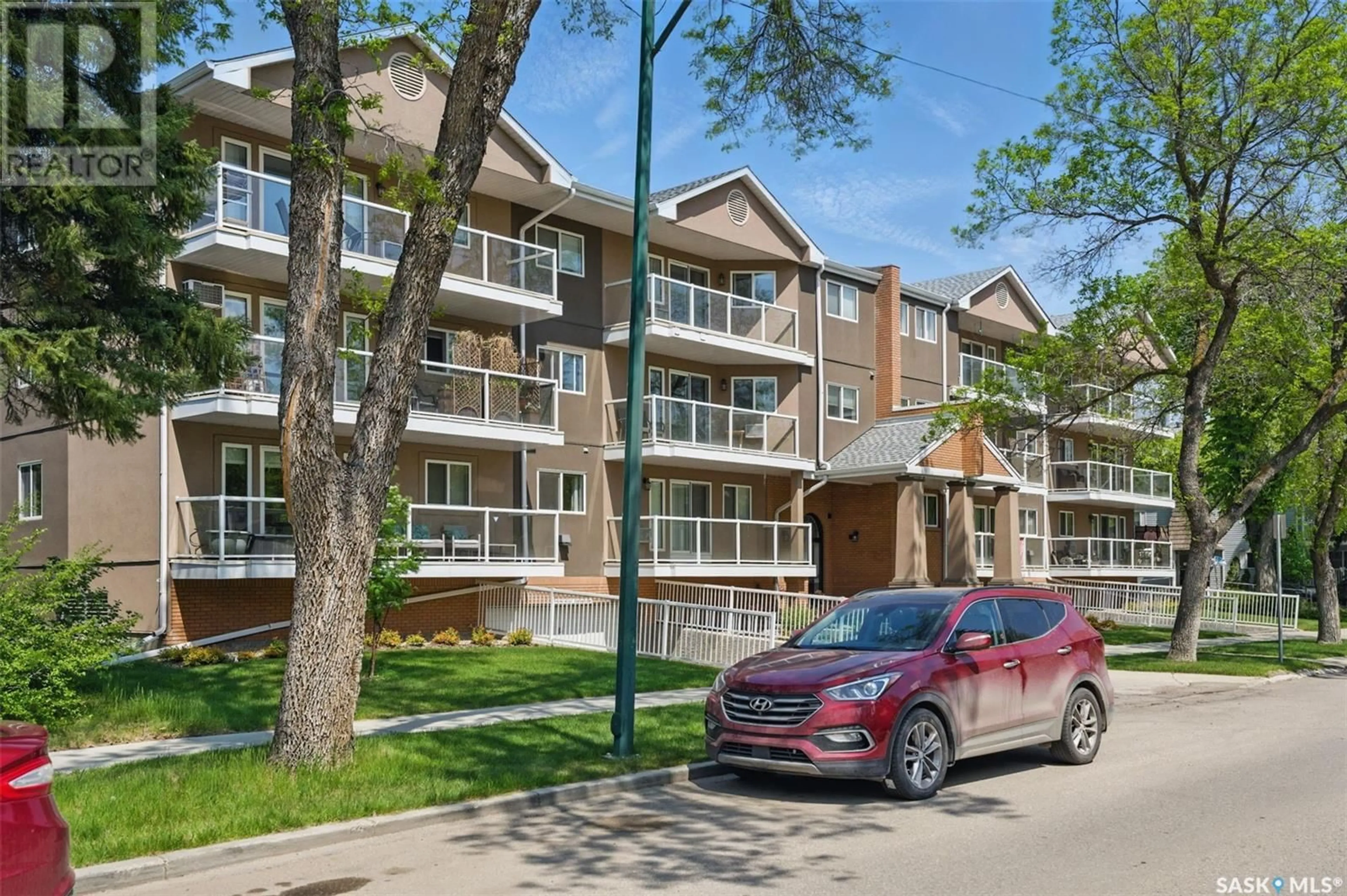 Unknown for 201 921 MAIN STREET, Saskatoon Saskatchewan S7H0K4